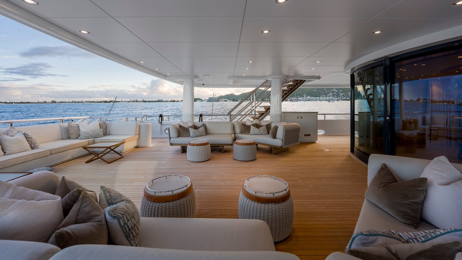 Amels Motor Yacht NENINKA For Sale