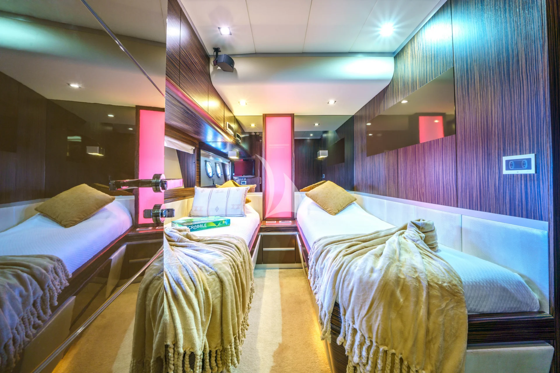 Dalia Charter Yacht