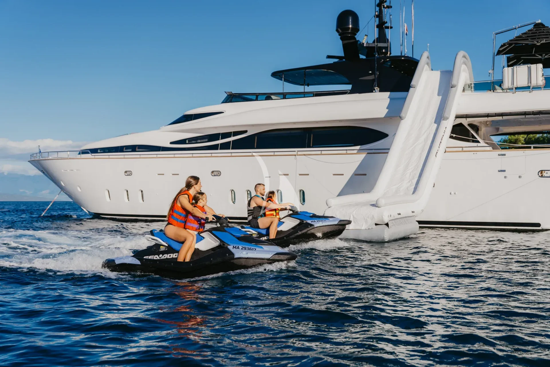 Cynthia Charter Yacht