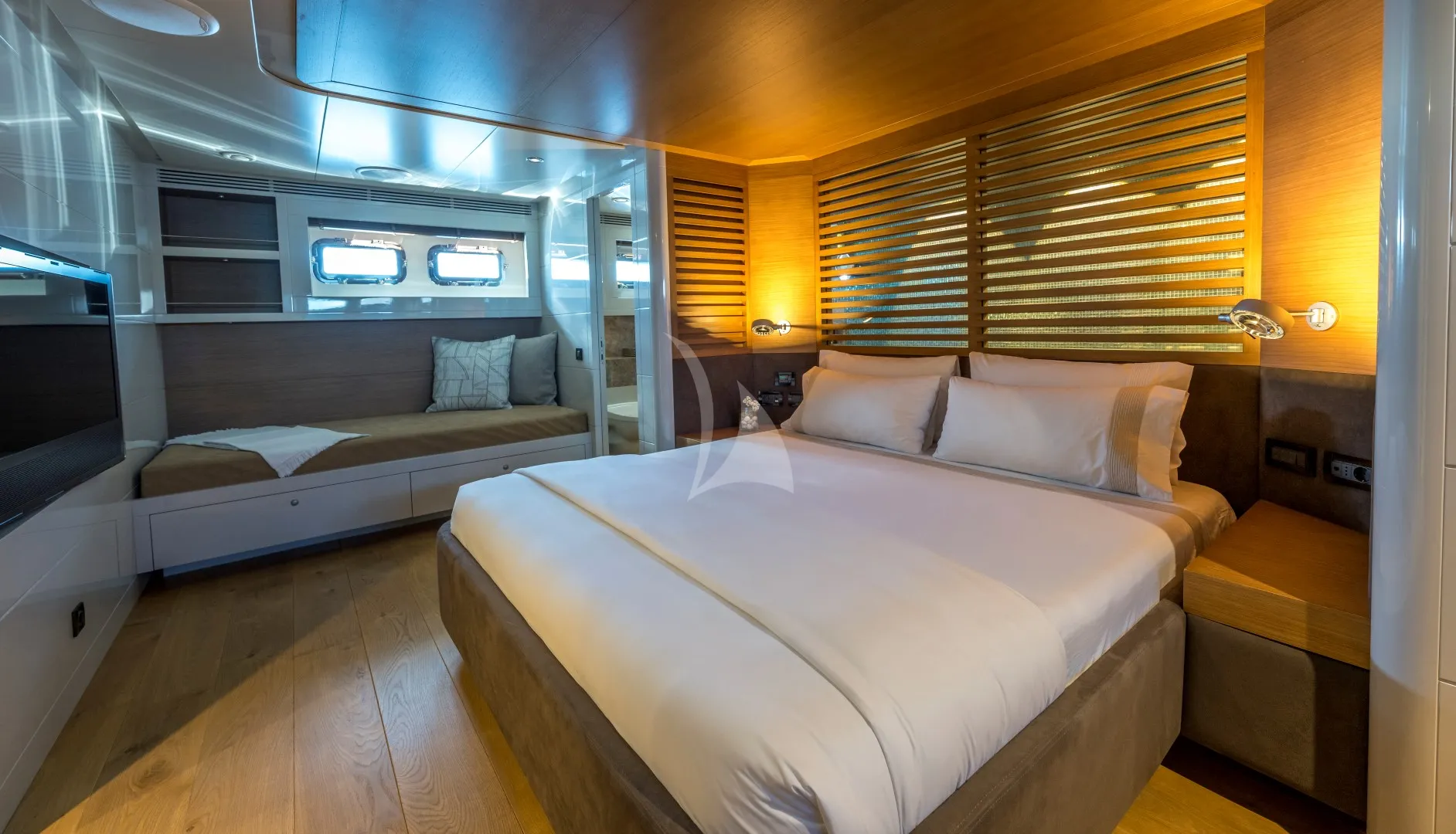 CALADAN Charter Yacht
