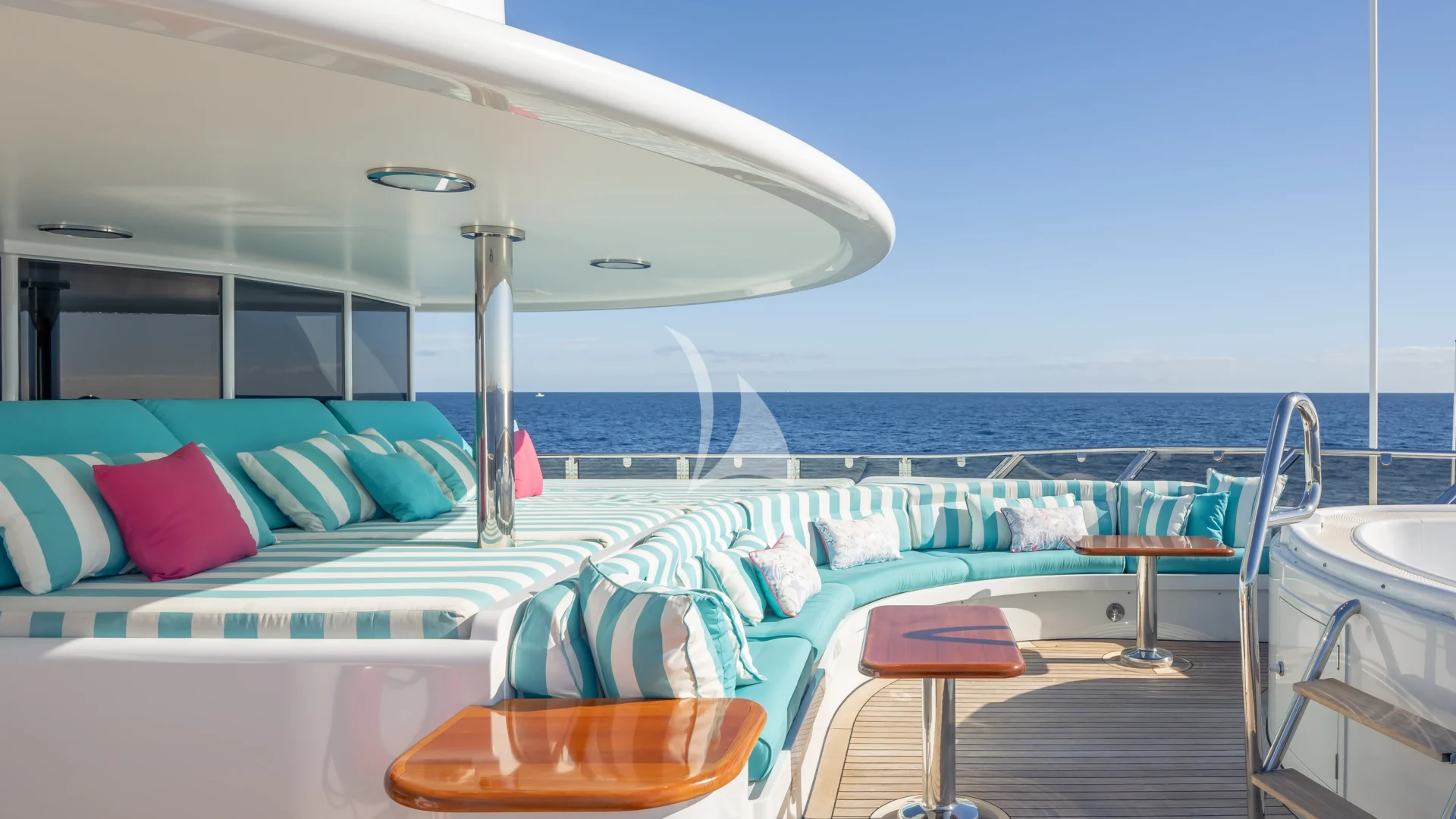 OCTOPUS Charter Yacht