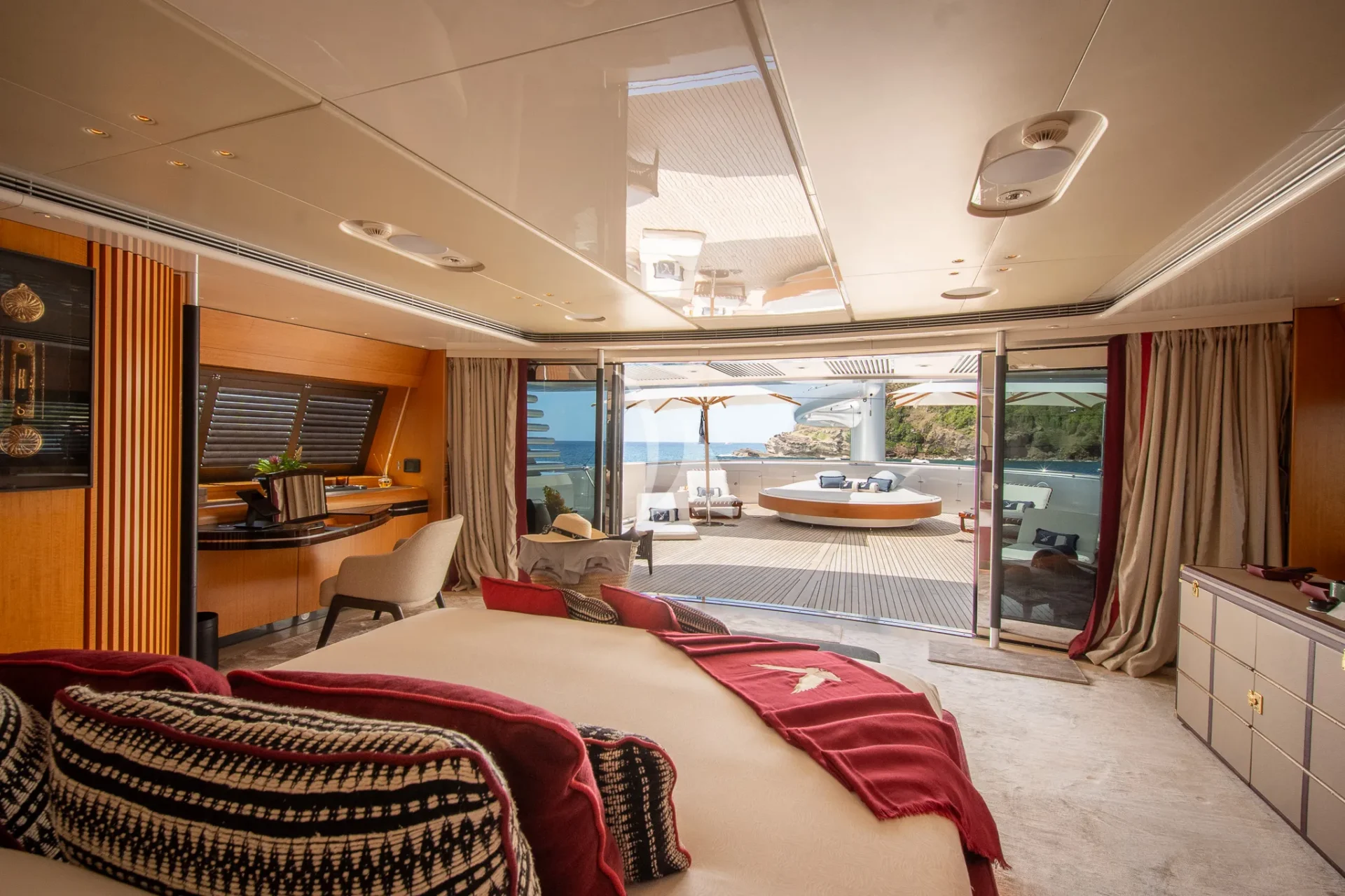 MALTESE FALCON Charter Yacht