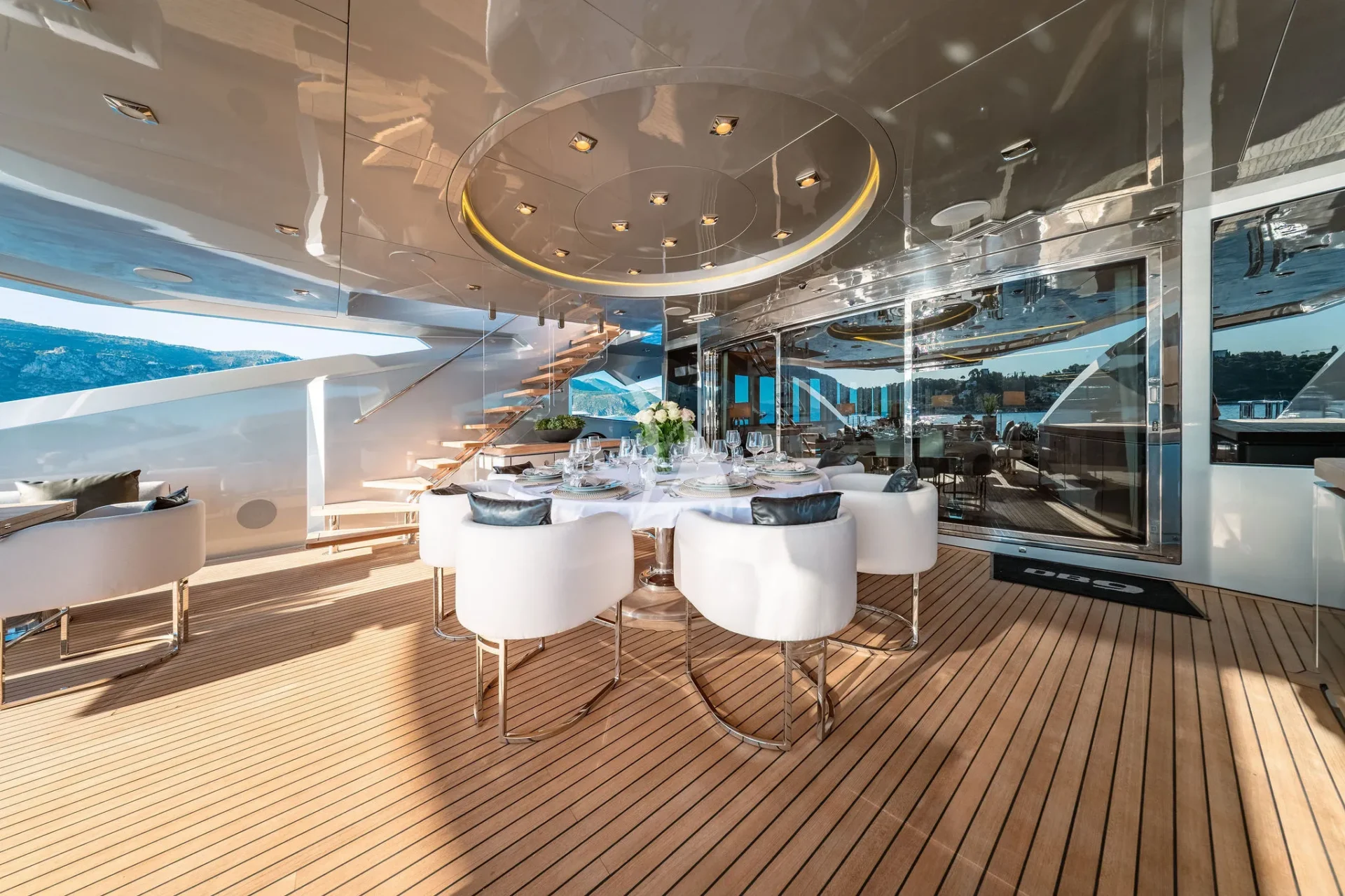 DB9 Charter Yacht