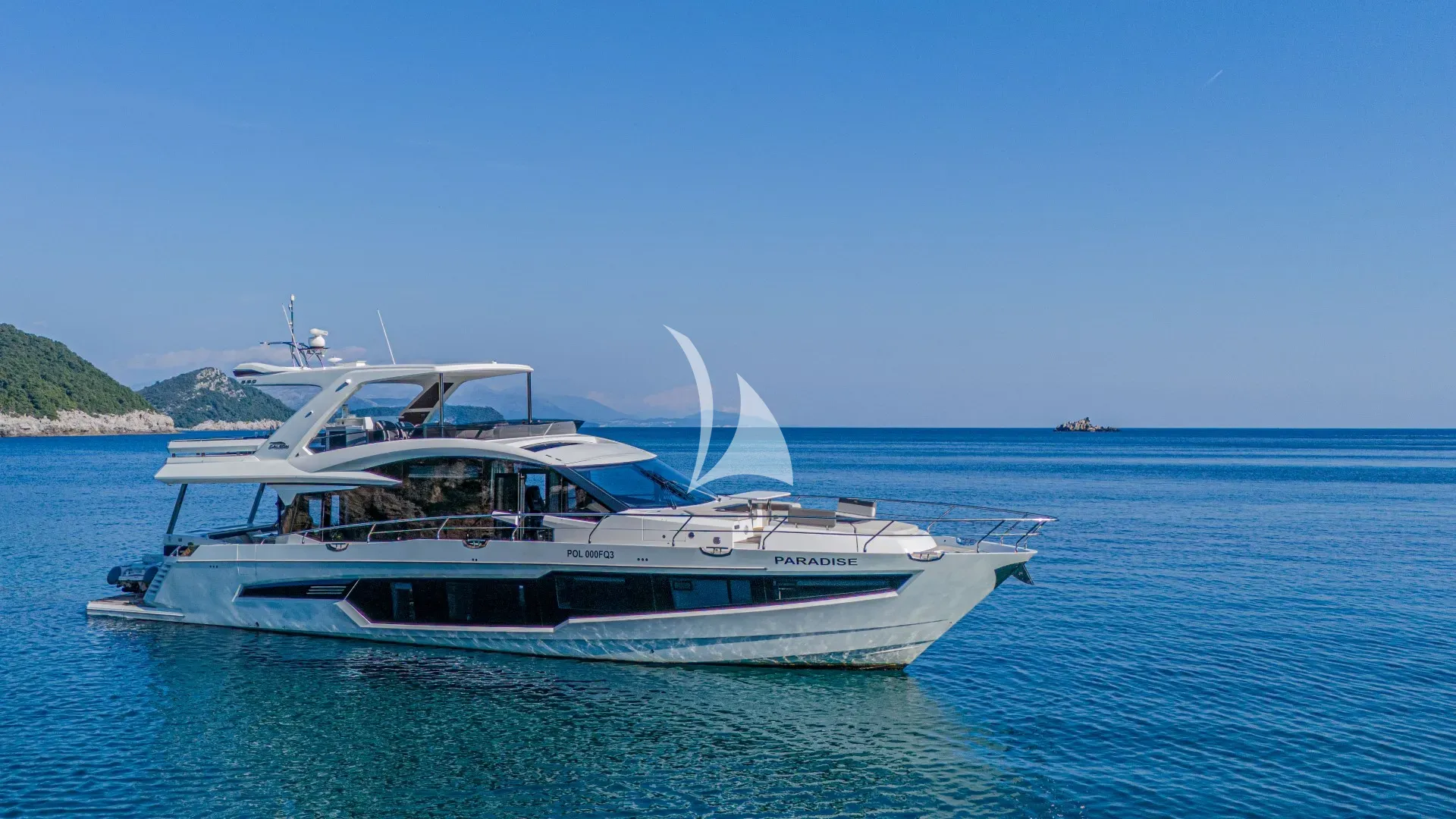 PARADISE Charter Yacht