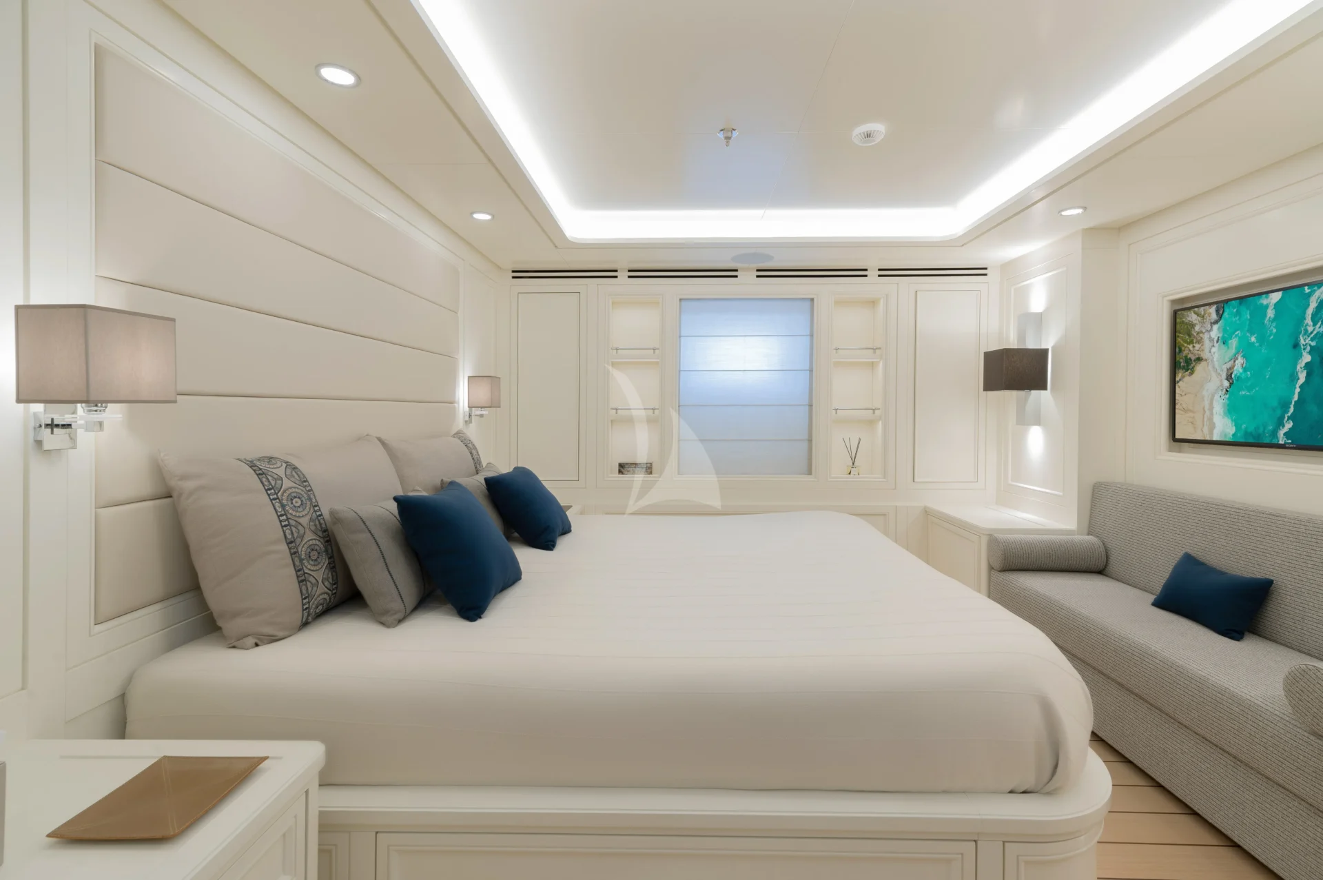 BOJI Charter Yacht