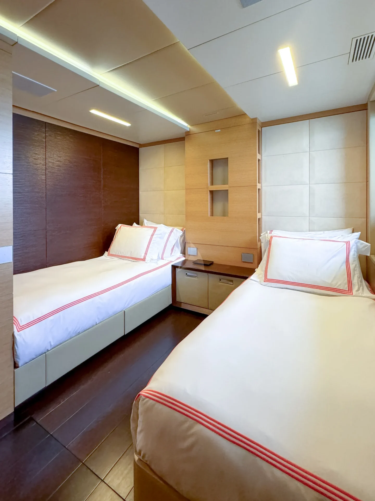 PATIENCE Charter Yacht