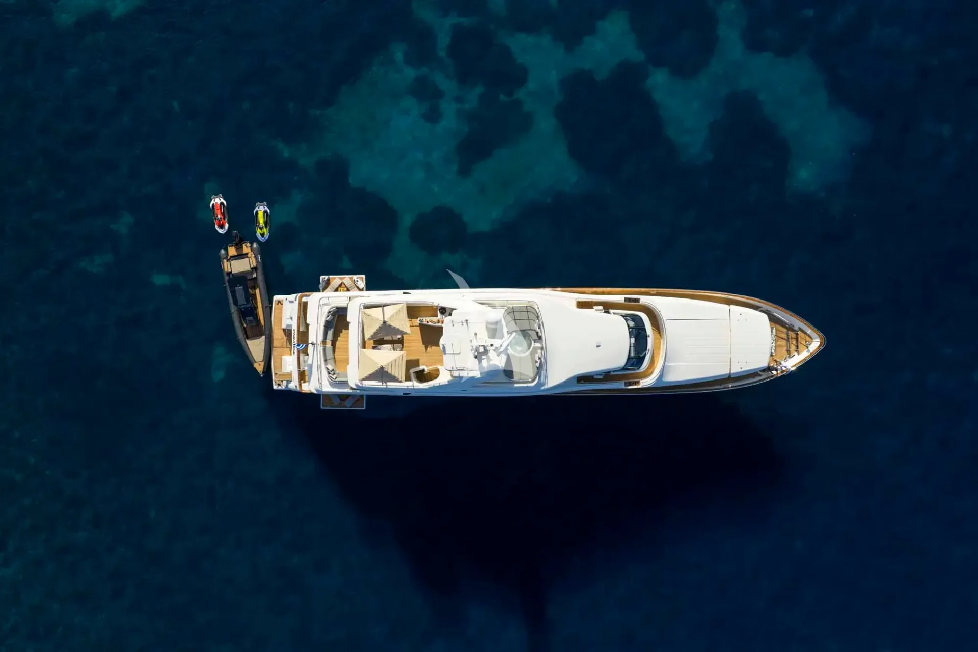 PARADISE Charter Yacht