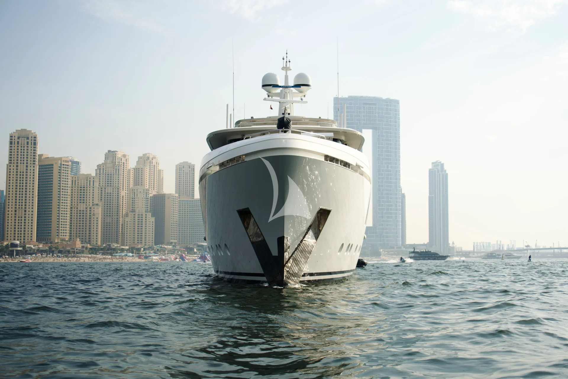 LIQUID SKY Charter Yacht