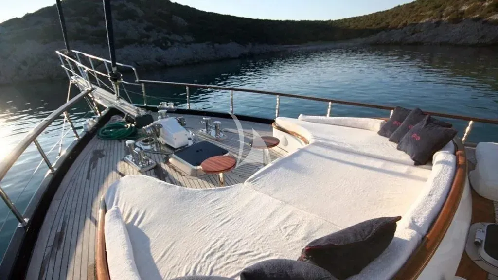 DIDI Charter Yacht