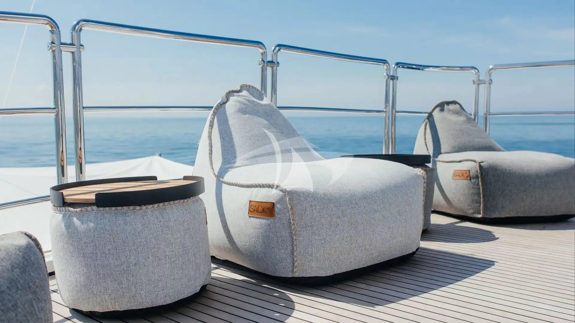LADY IN BLUE Charter Yacht