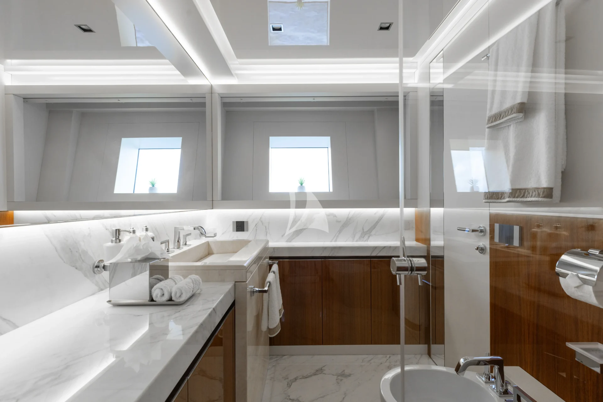 VELOCITY Charter Yacht