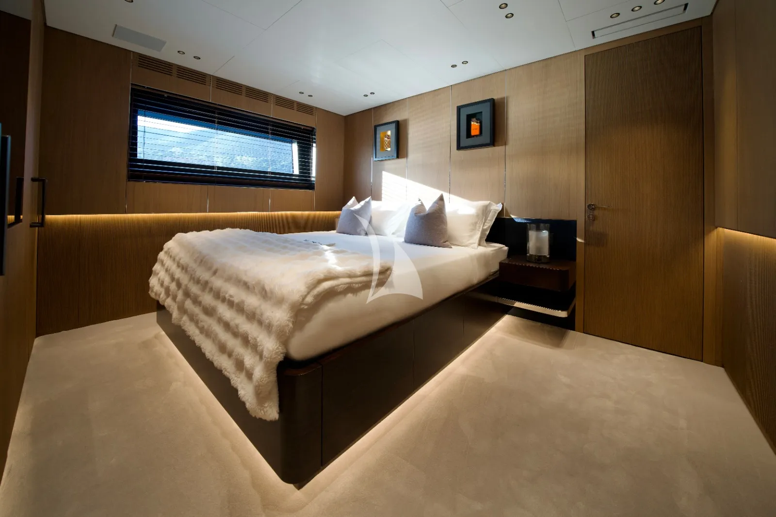 COSMICO Charter Yacht
