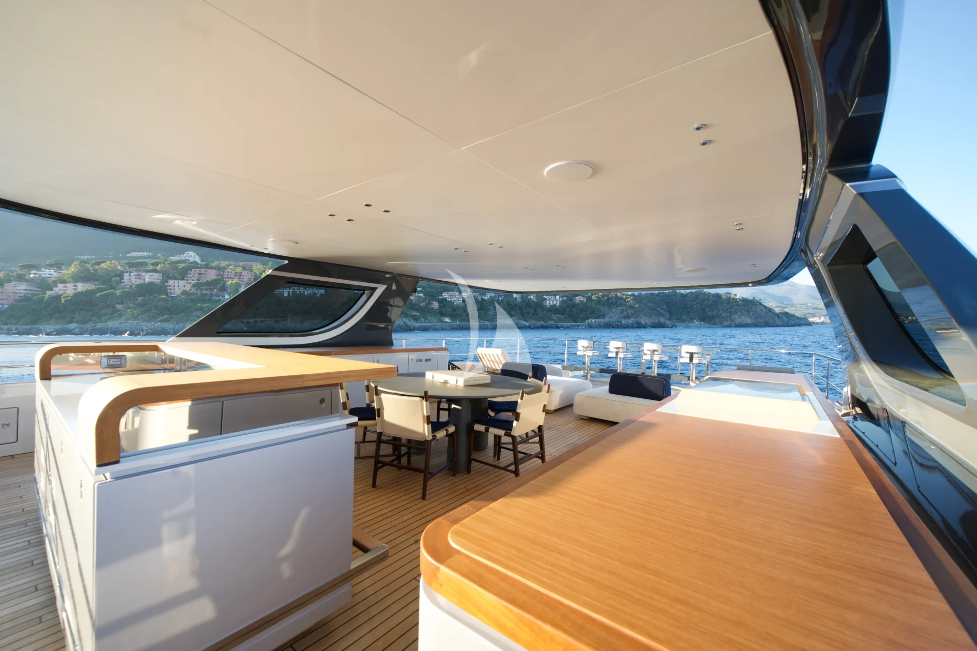 COSMICO Charter Yacht