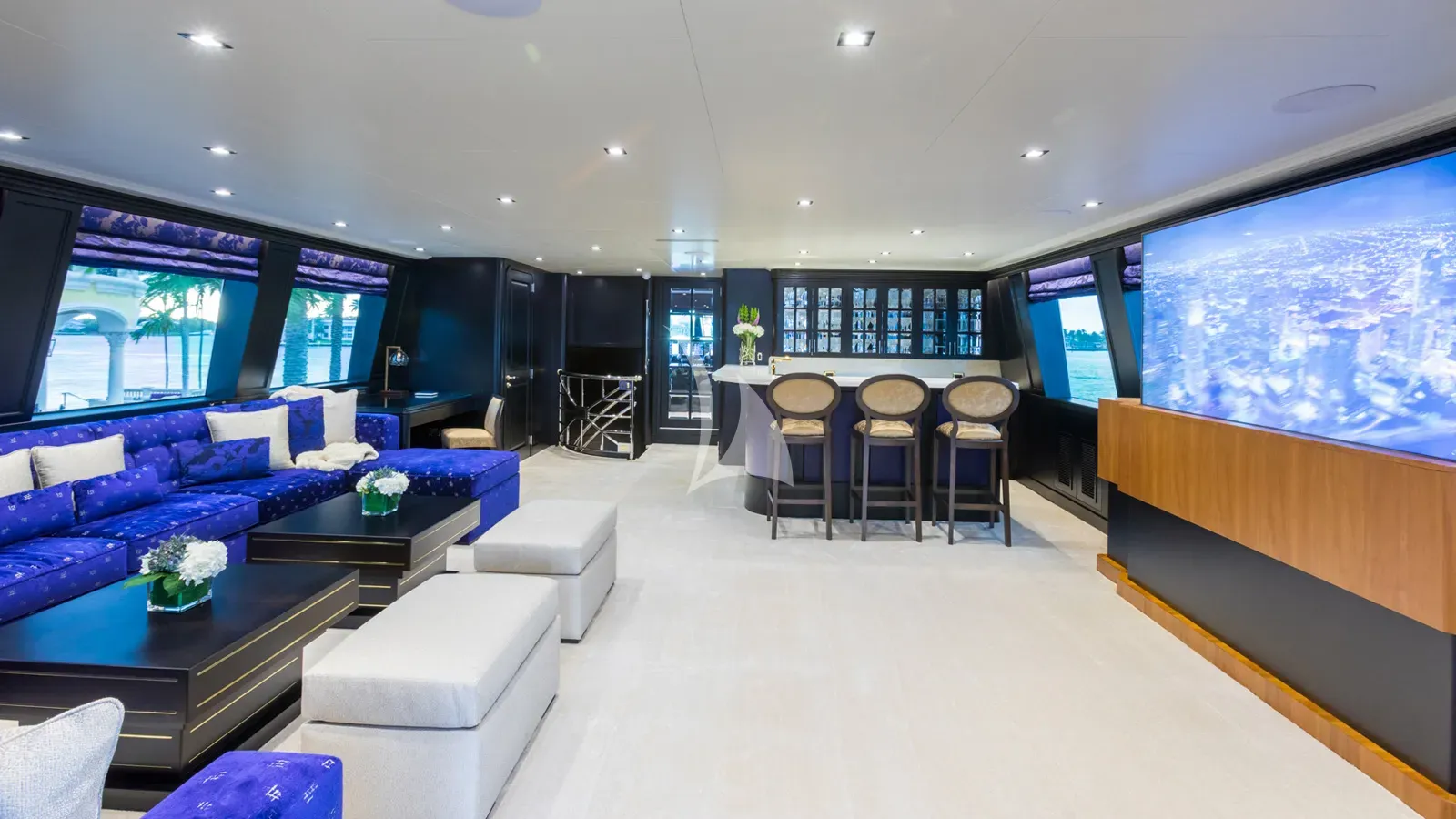 TANZANITE Charter Yacht