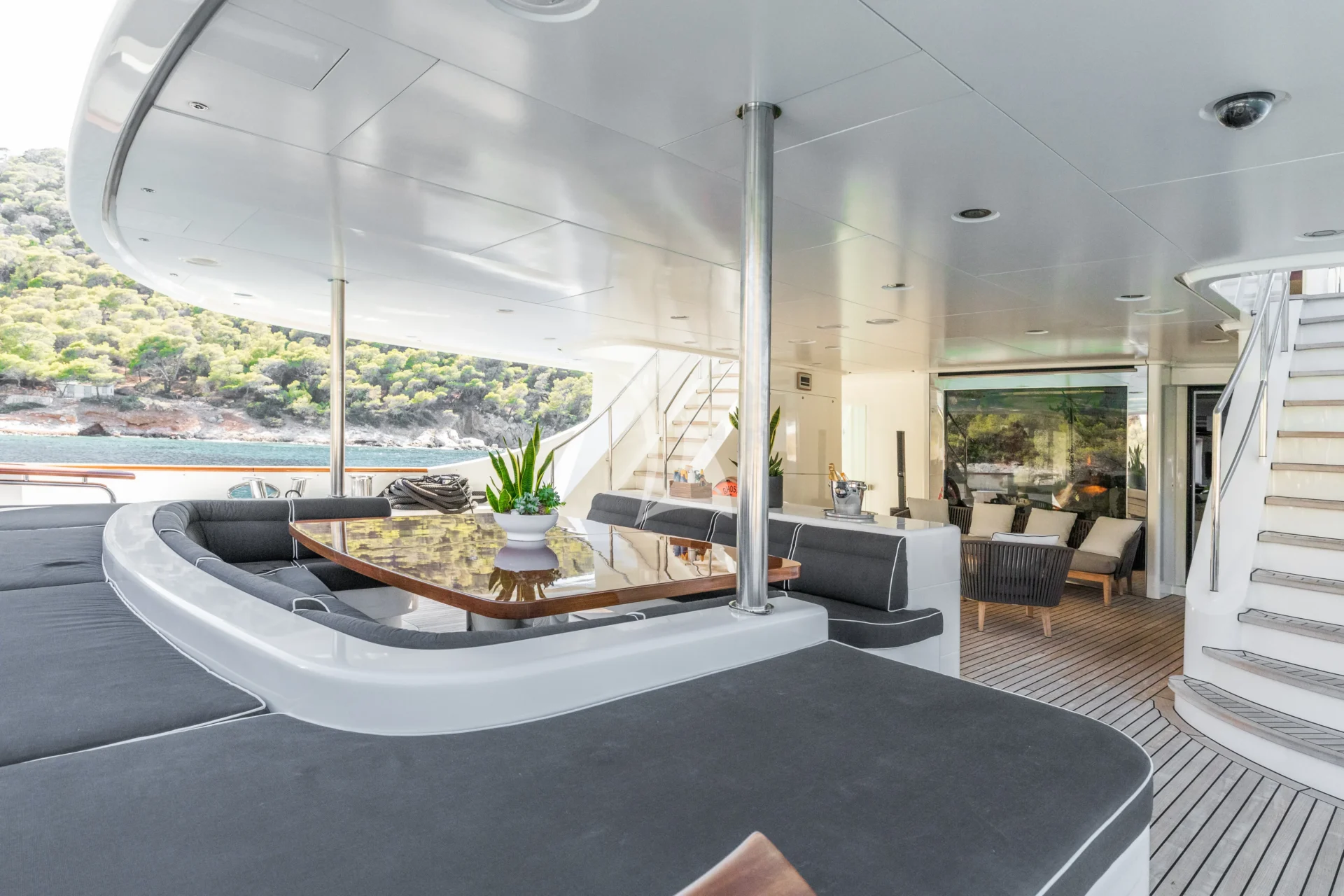 GHOST III Charter Yacht