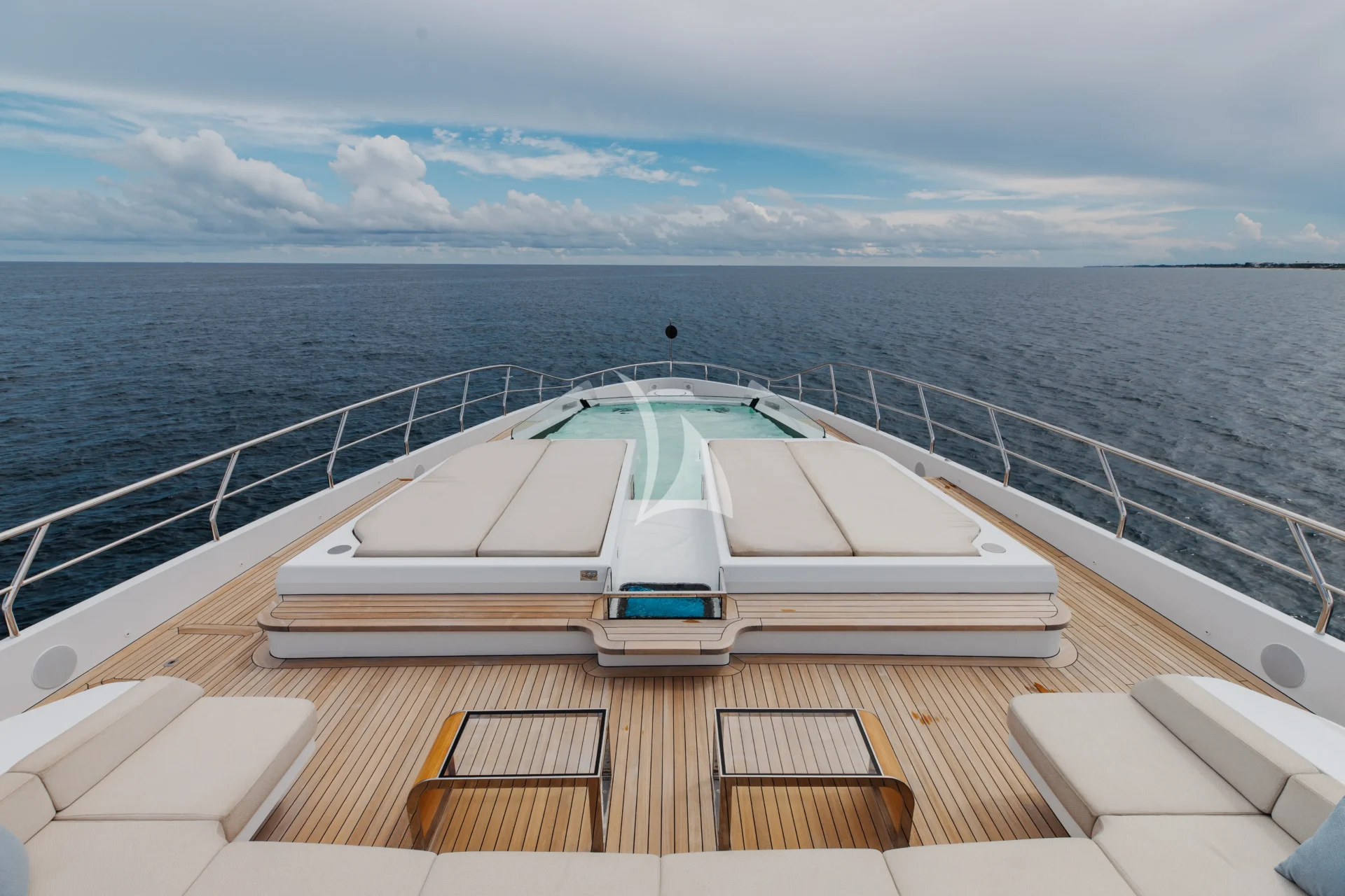 VELOCITY Charter Yacht