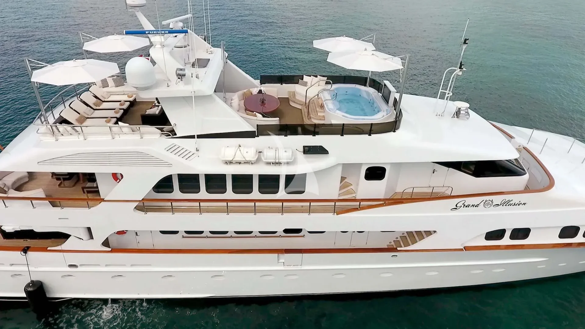 GRAND ILLUSION Charter Yacht
