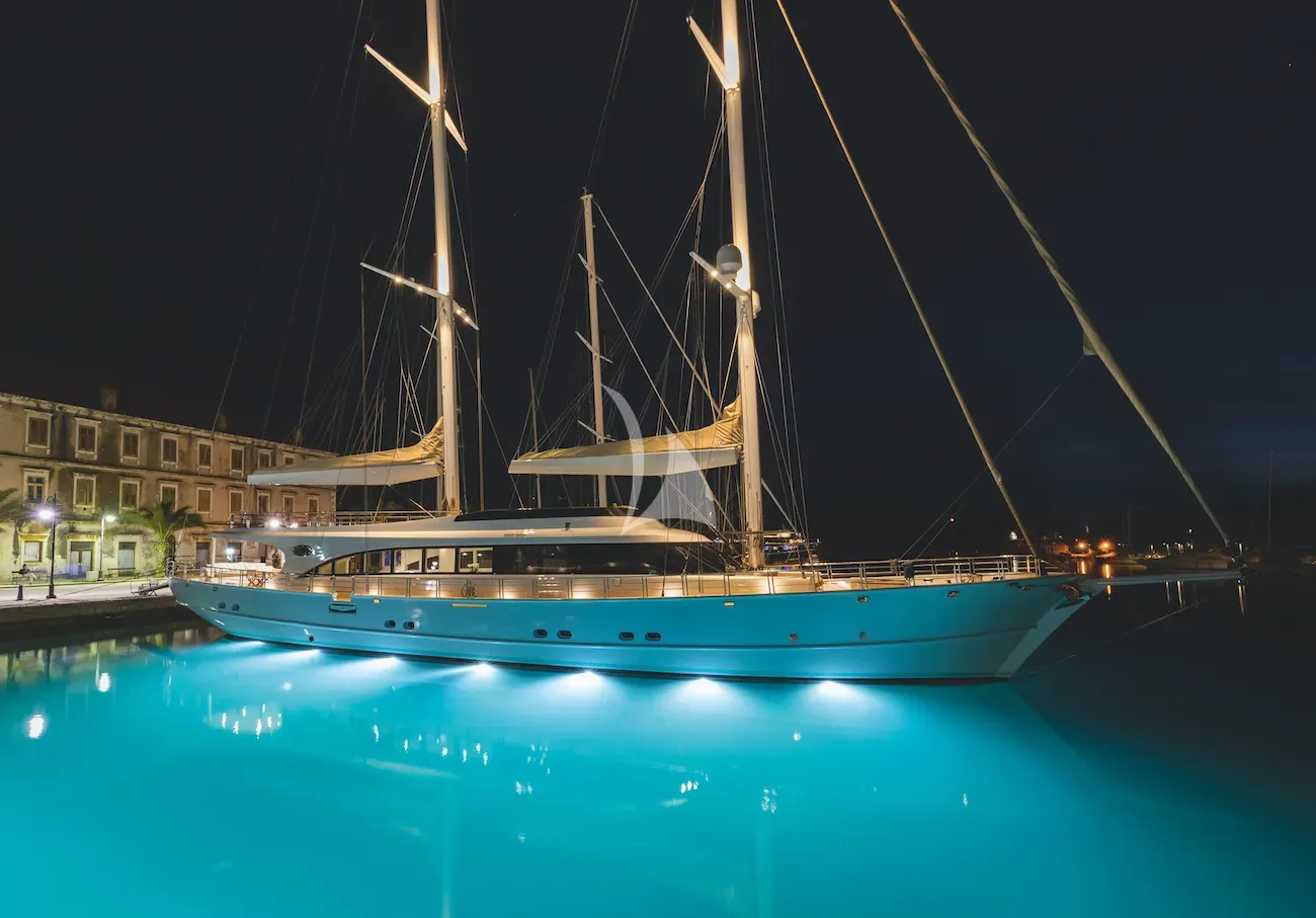 ACAPELLA Charter Yacht