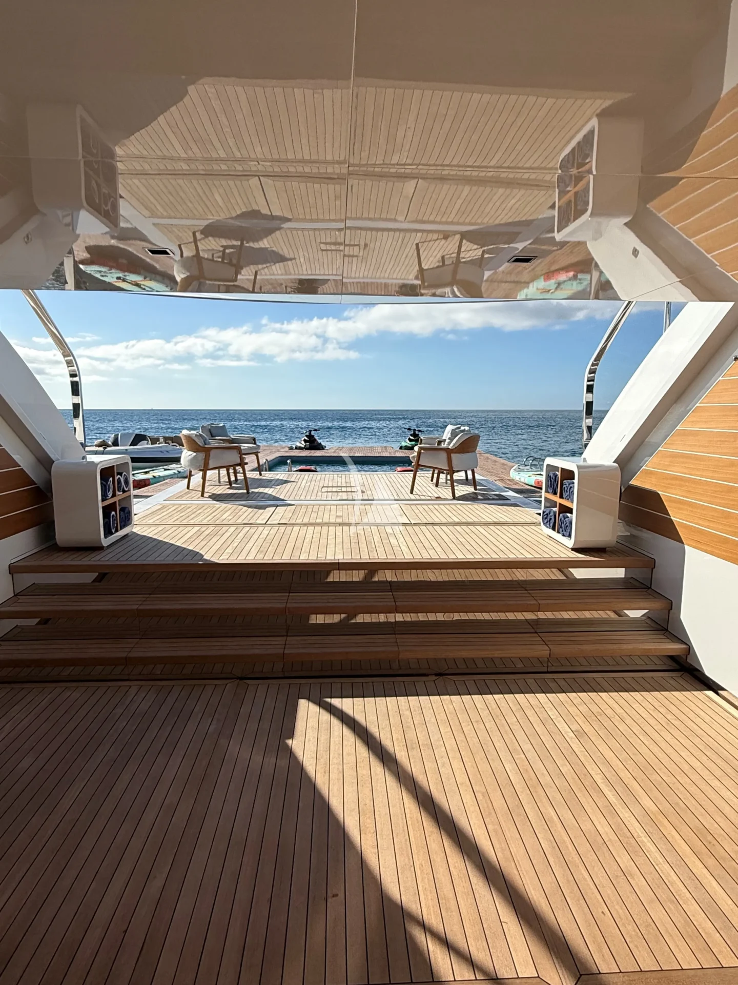 VELOCITY Charter Yacht