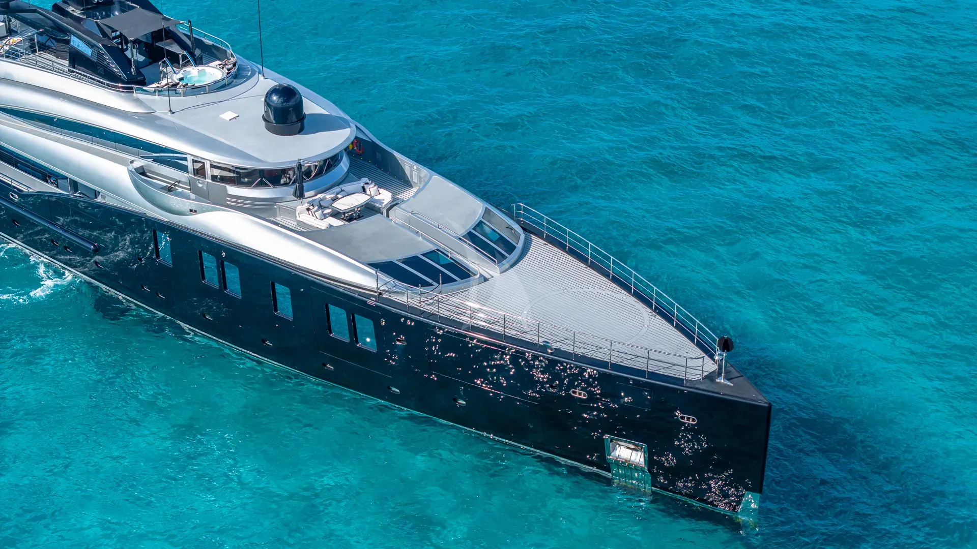 OKTO Charter Yacht