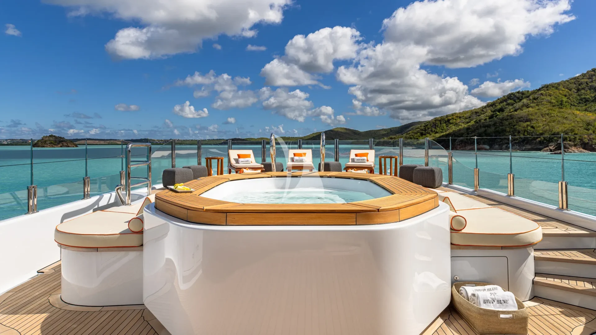DEEP BLUE Charter Yacht