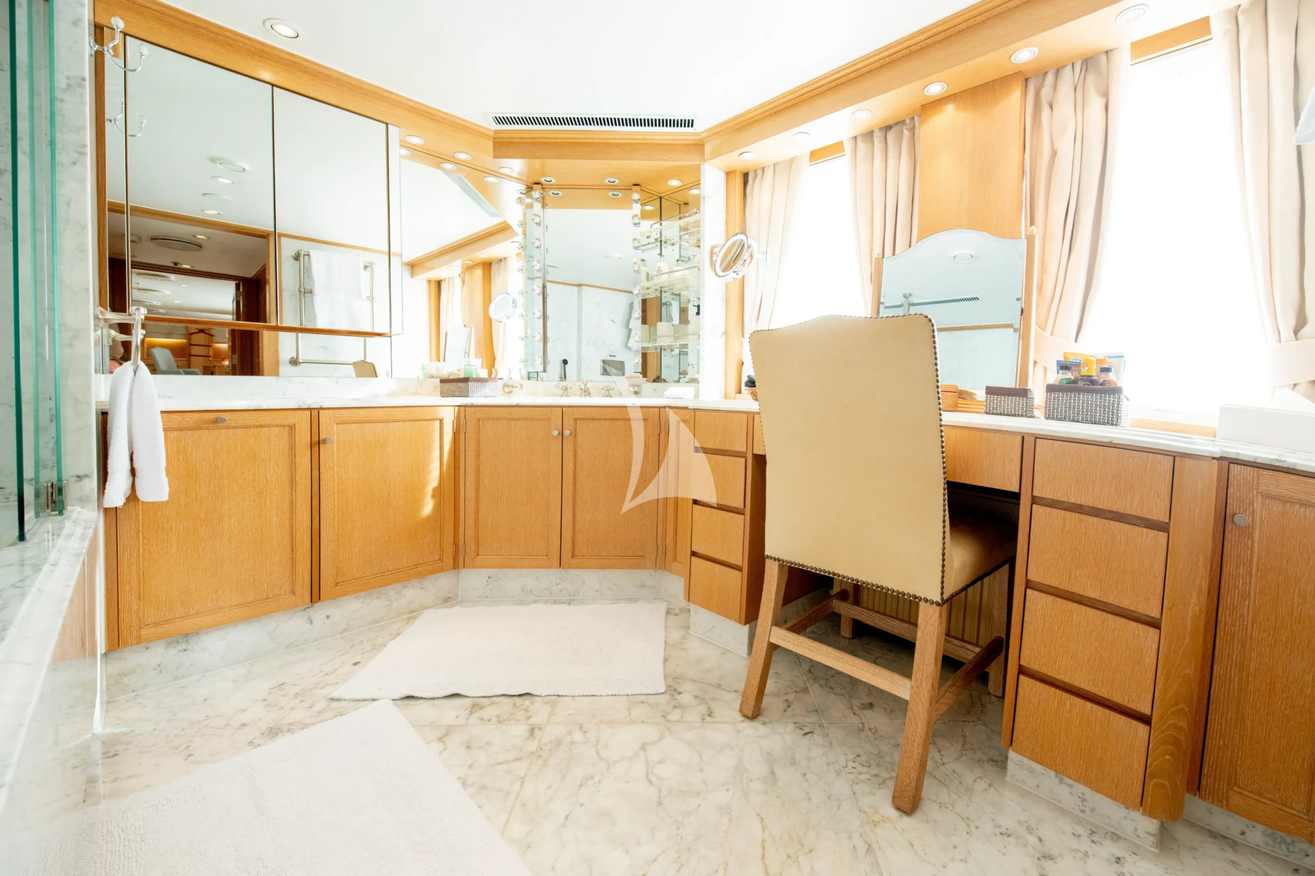 ARCTIC Charter Yacht