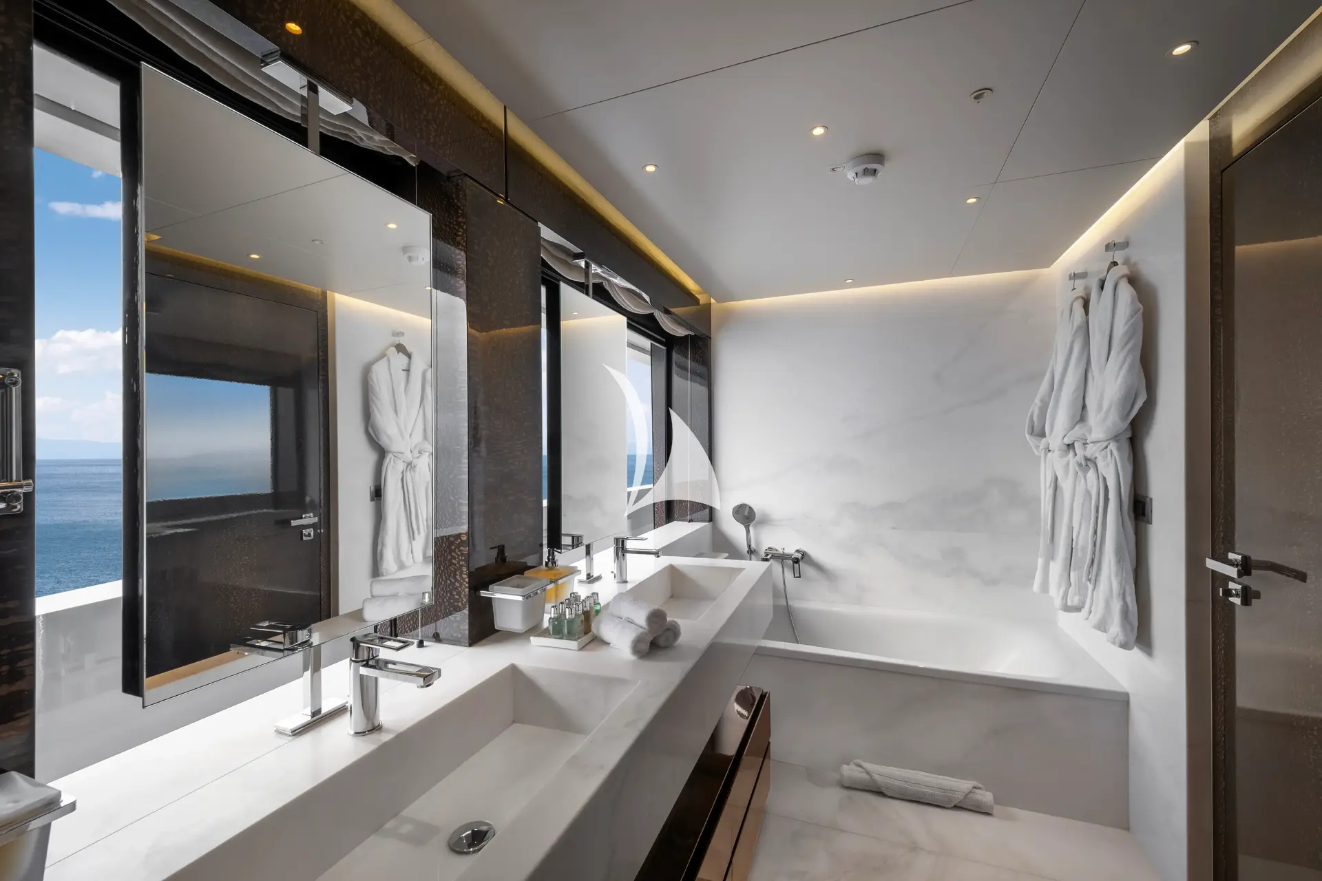 MY EDEN Charter Yacht