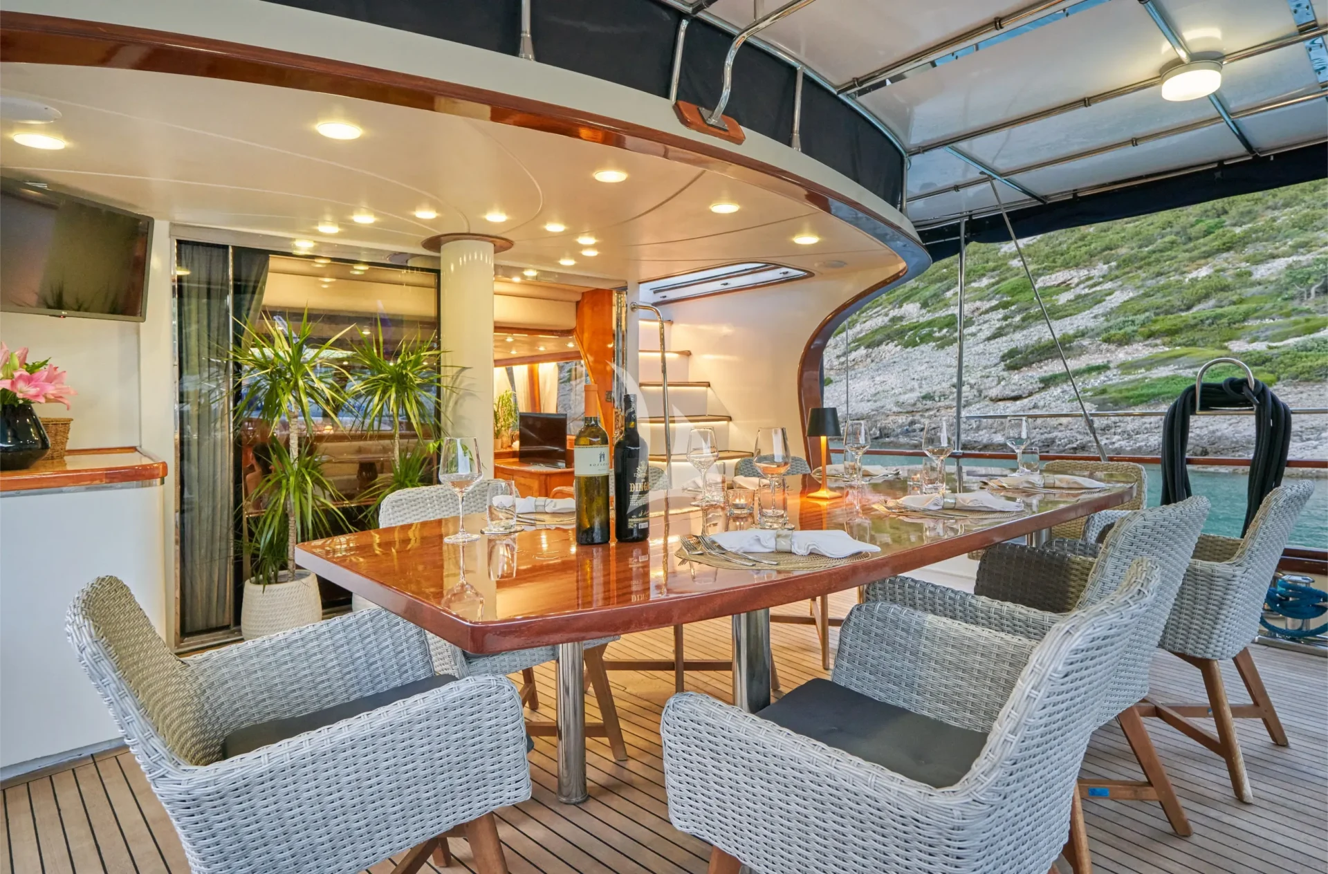 LOTUS Charter Yacht