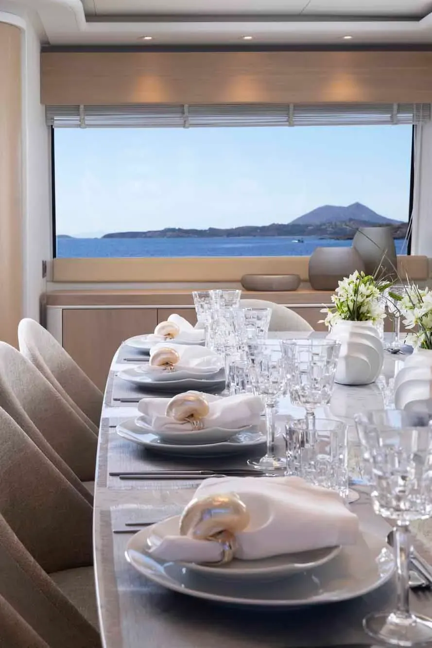PARADISE Charter Yacht