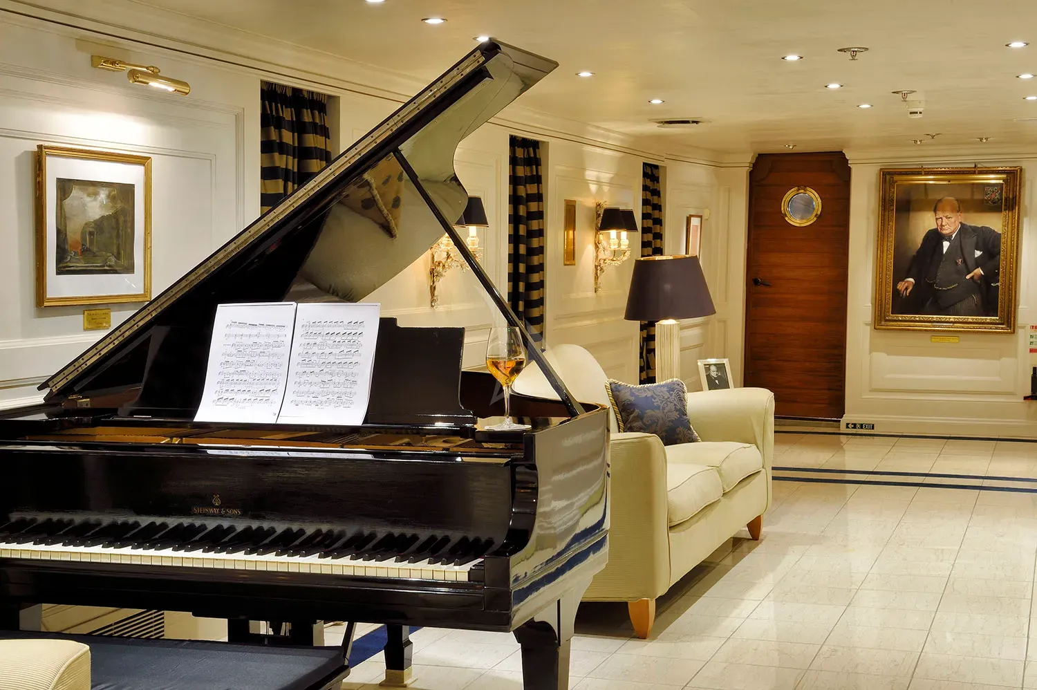 CHRISTINA O Charter Yacht