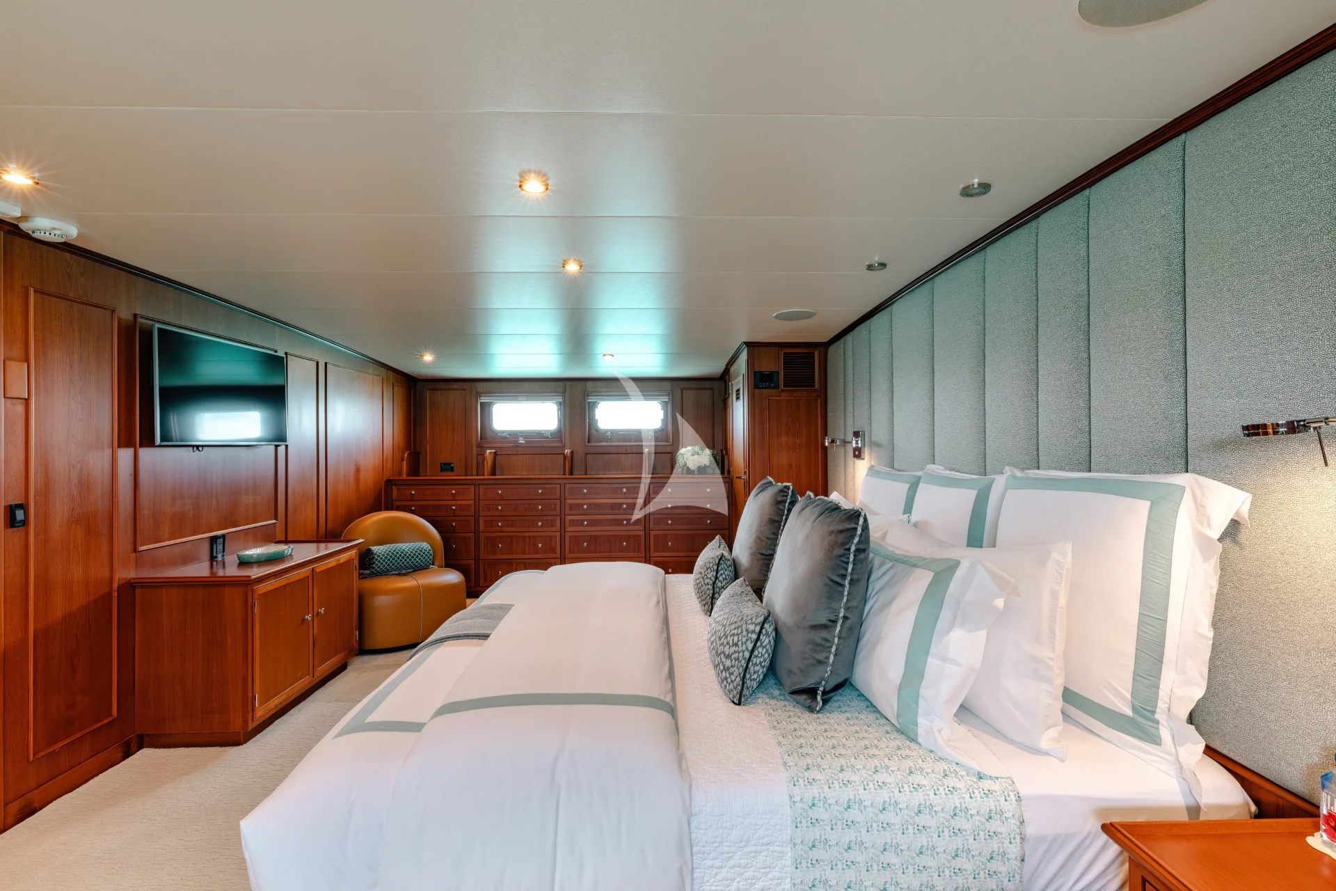 CALYPSO Charter Yacht