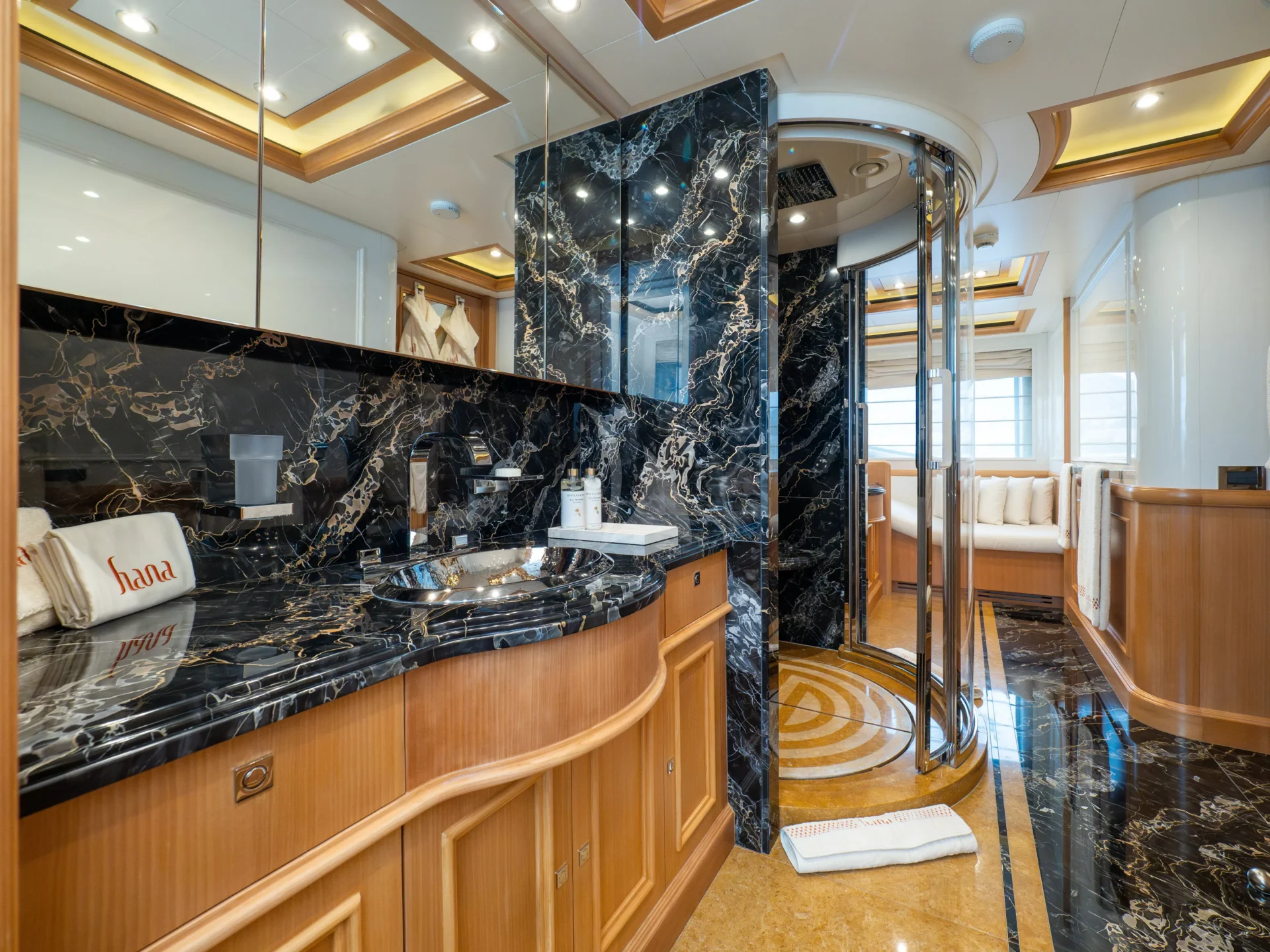 HANA Charter Yacht