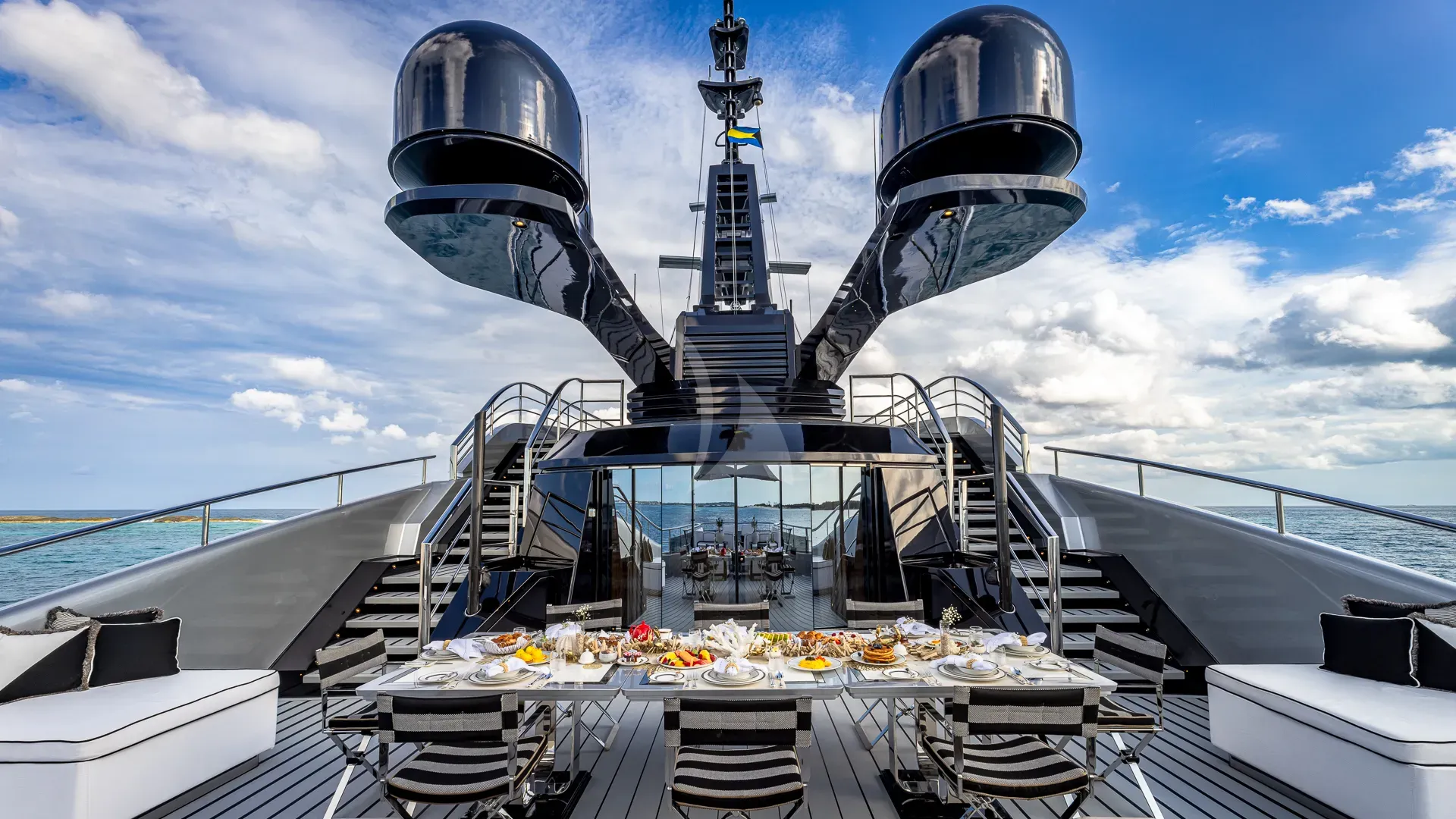 OKTO Charter Yacht