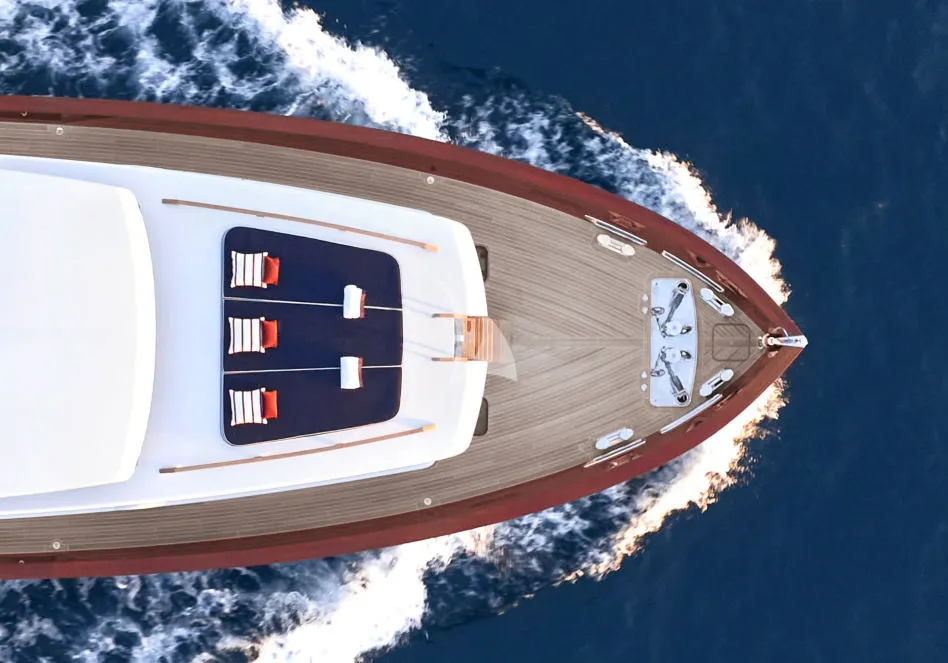 THE GENTLEMAN Charter Yacht