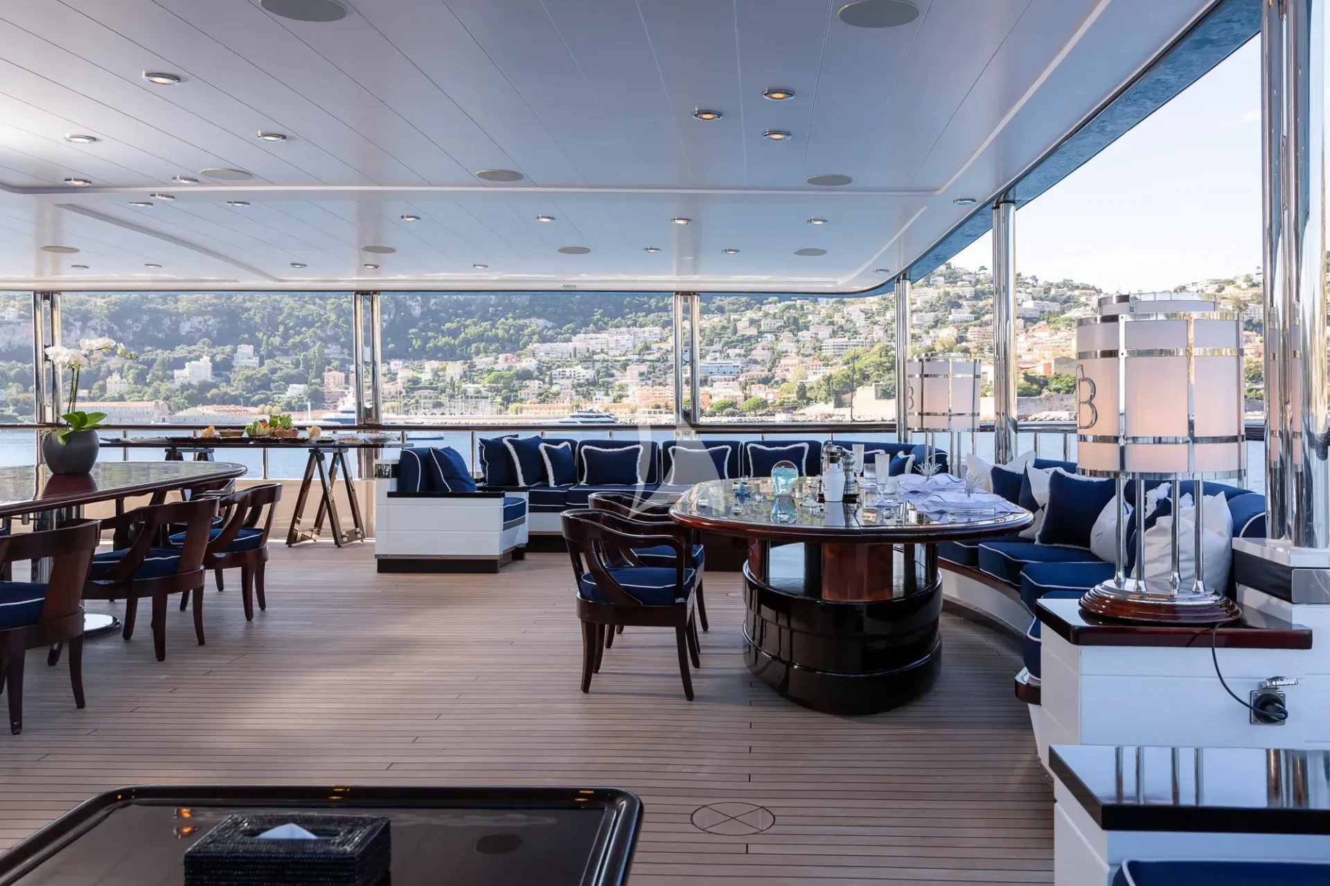 FORCE BLUE Charter Yacht