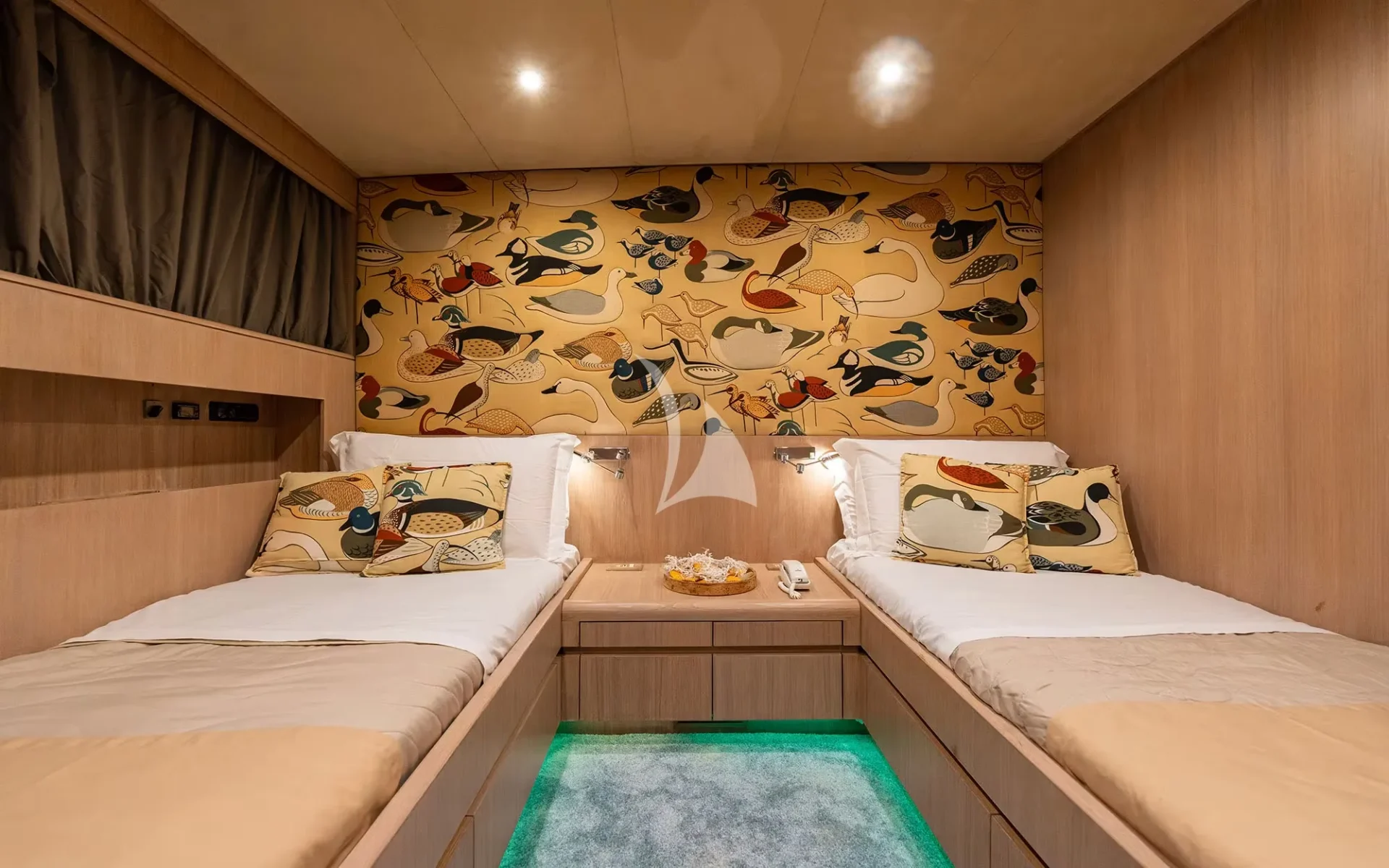 SANDI IV Charter Yacht