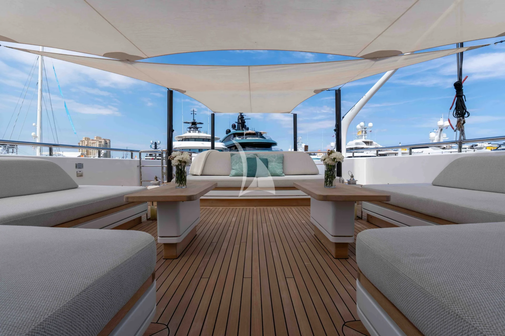 MINE GAMES Charter Yacht