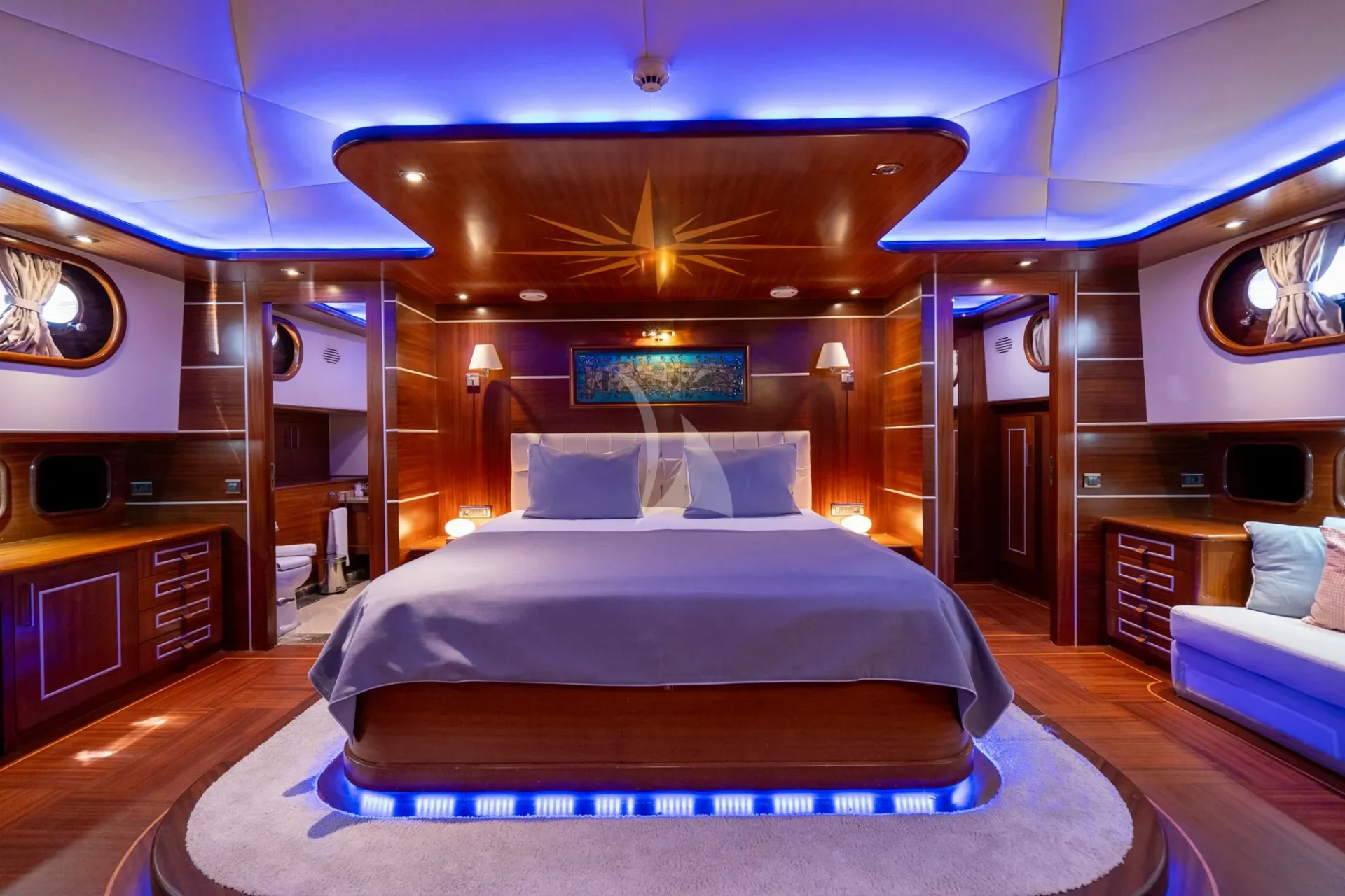 La Bella Vita Charter Yacht