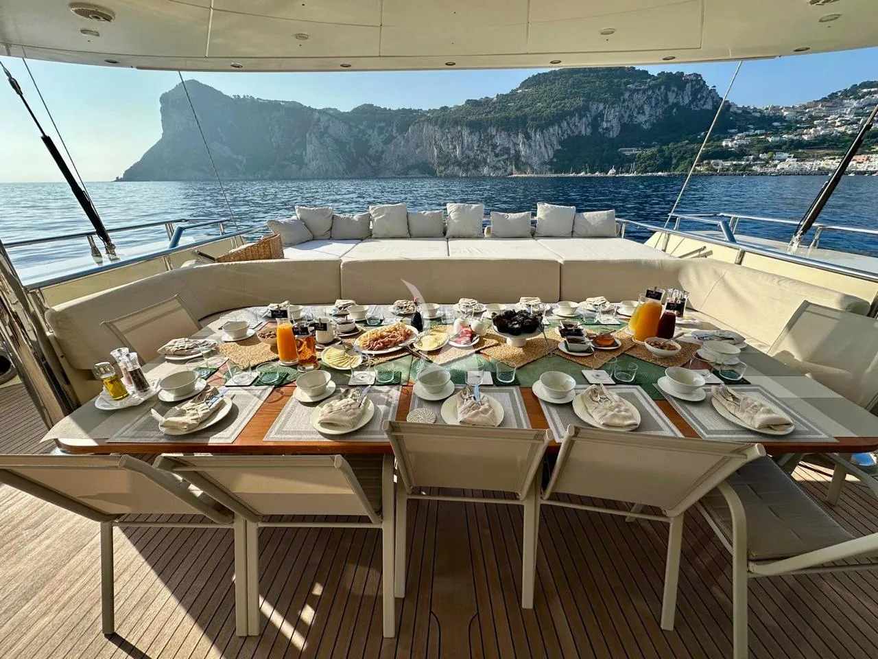 ARESTEAS Charter Yacht