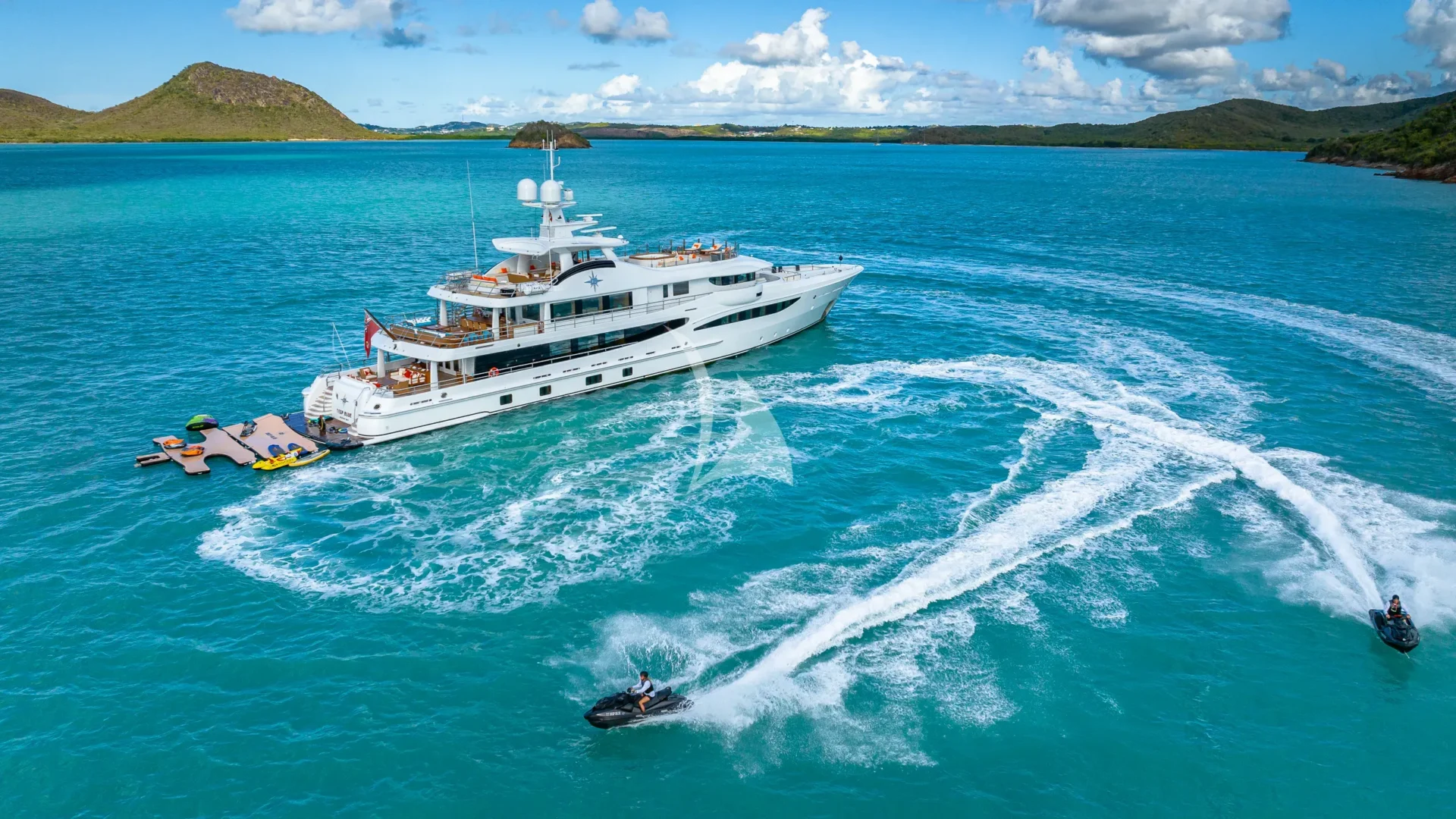 DEEP BLUE Charter Yacht