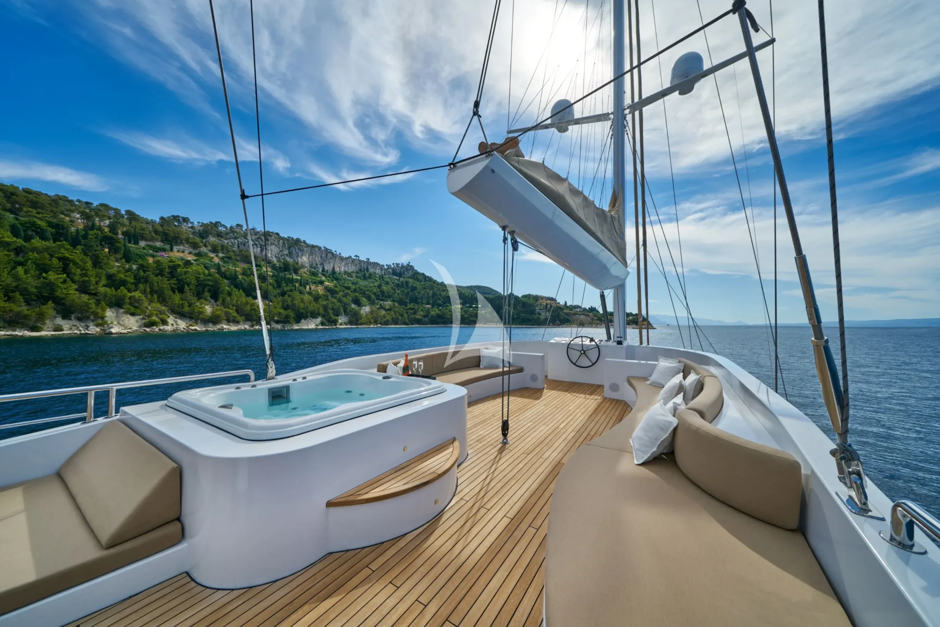 ACAPELLA Charter Yacht