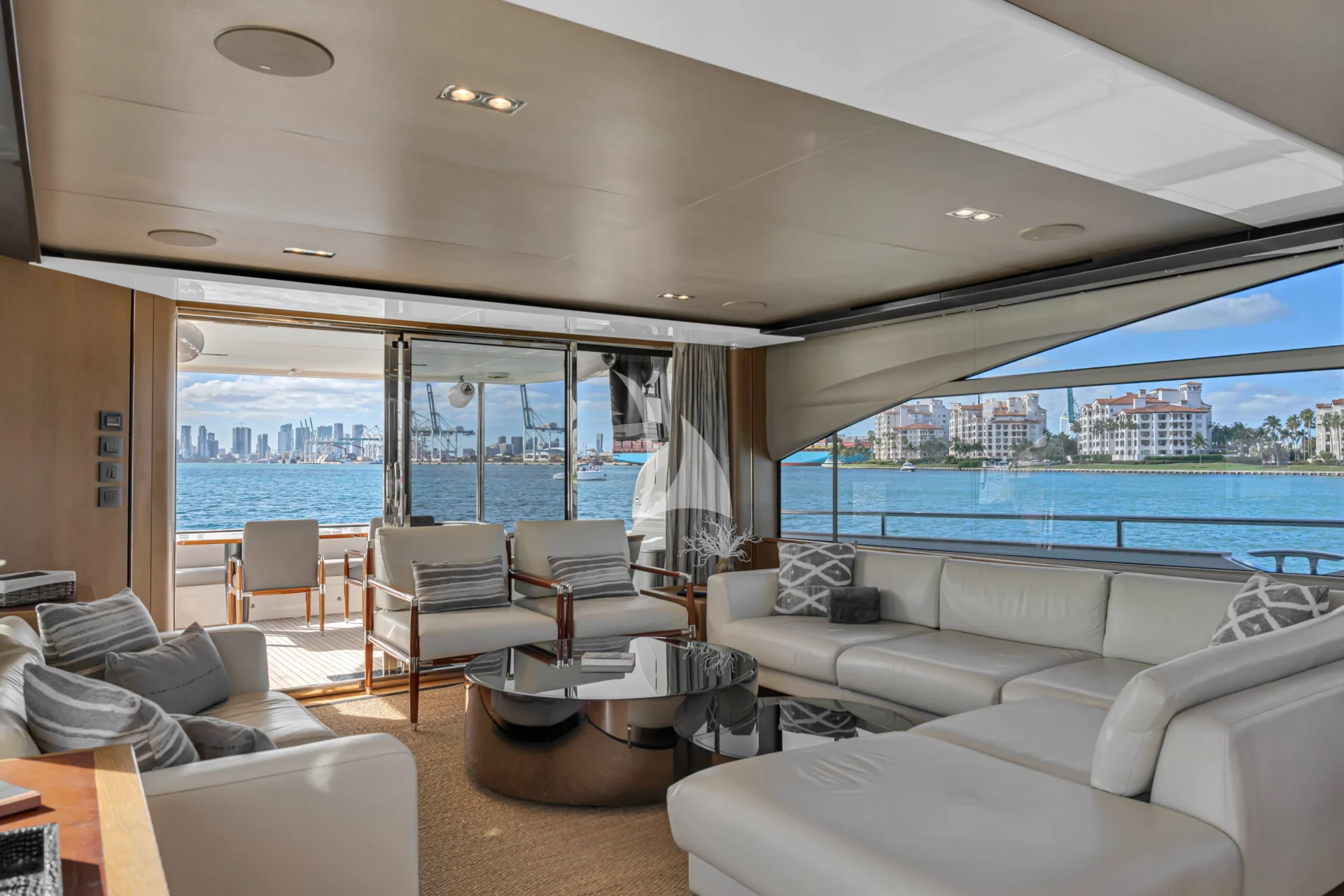 FREEDOM Charter Yacht