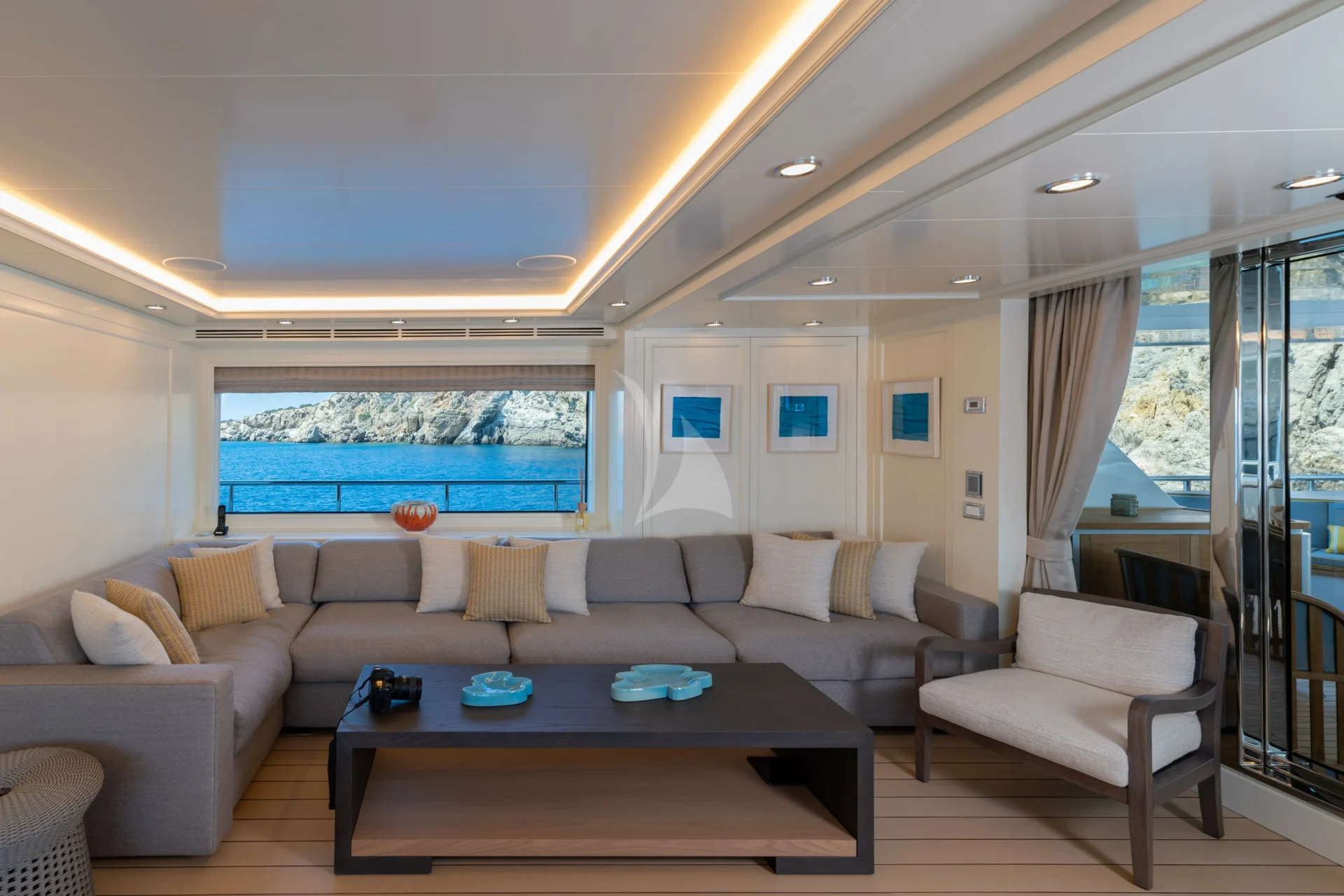 BOJI Charter Yacht