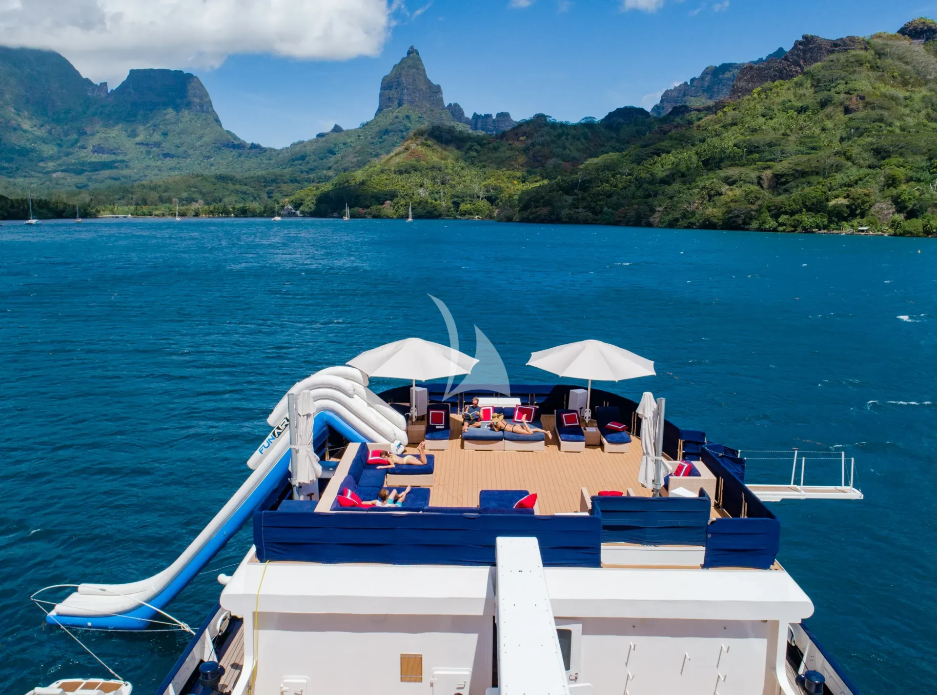 ARCTIC Charter Yacht
