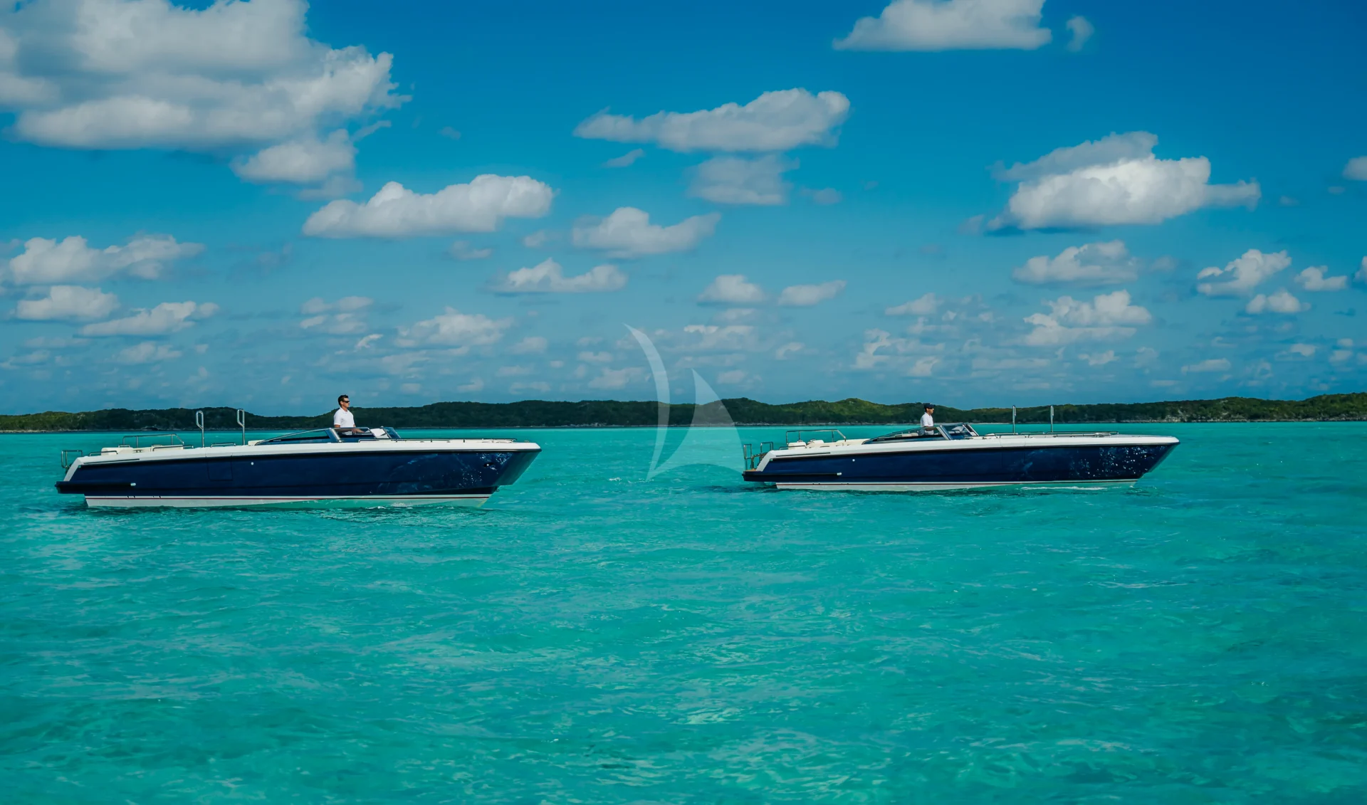 HUNTRESS Charter Yacht