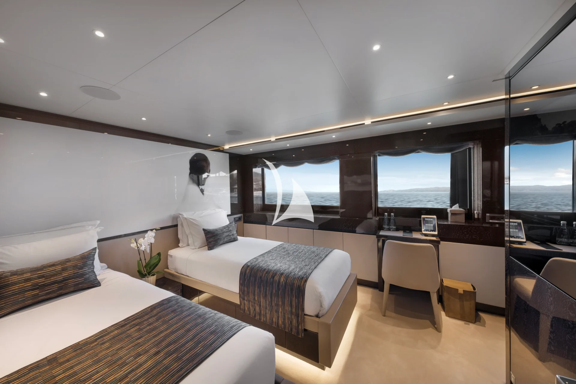 MY EDEN Charter Yacht