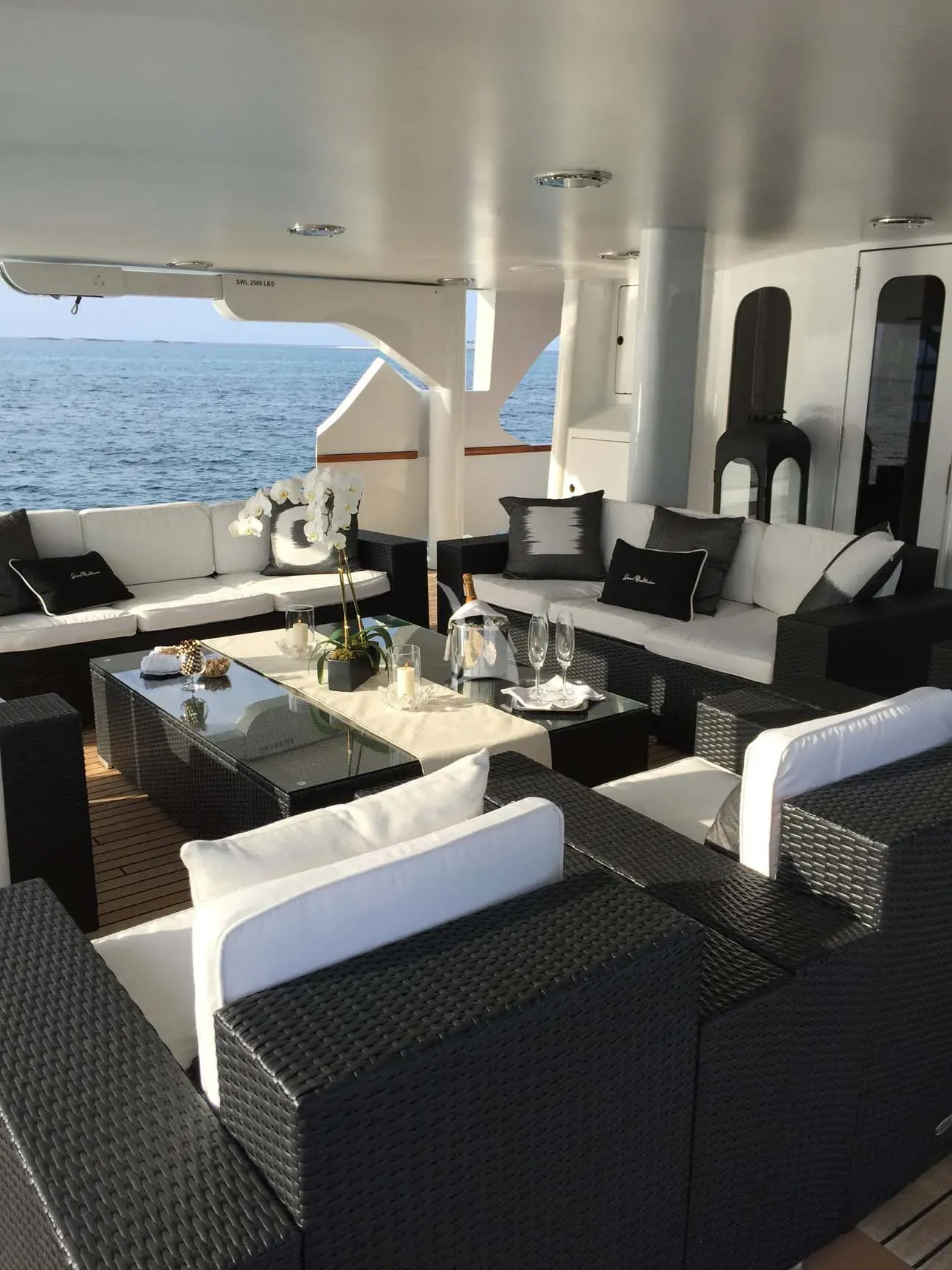 GRAND ILLUSION Charter Yacht
