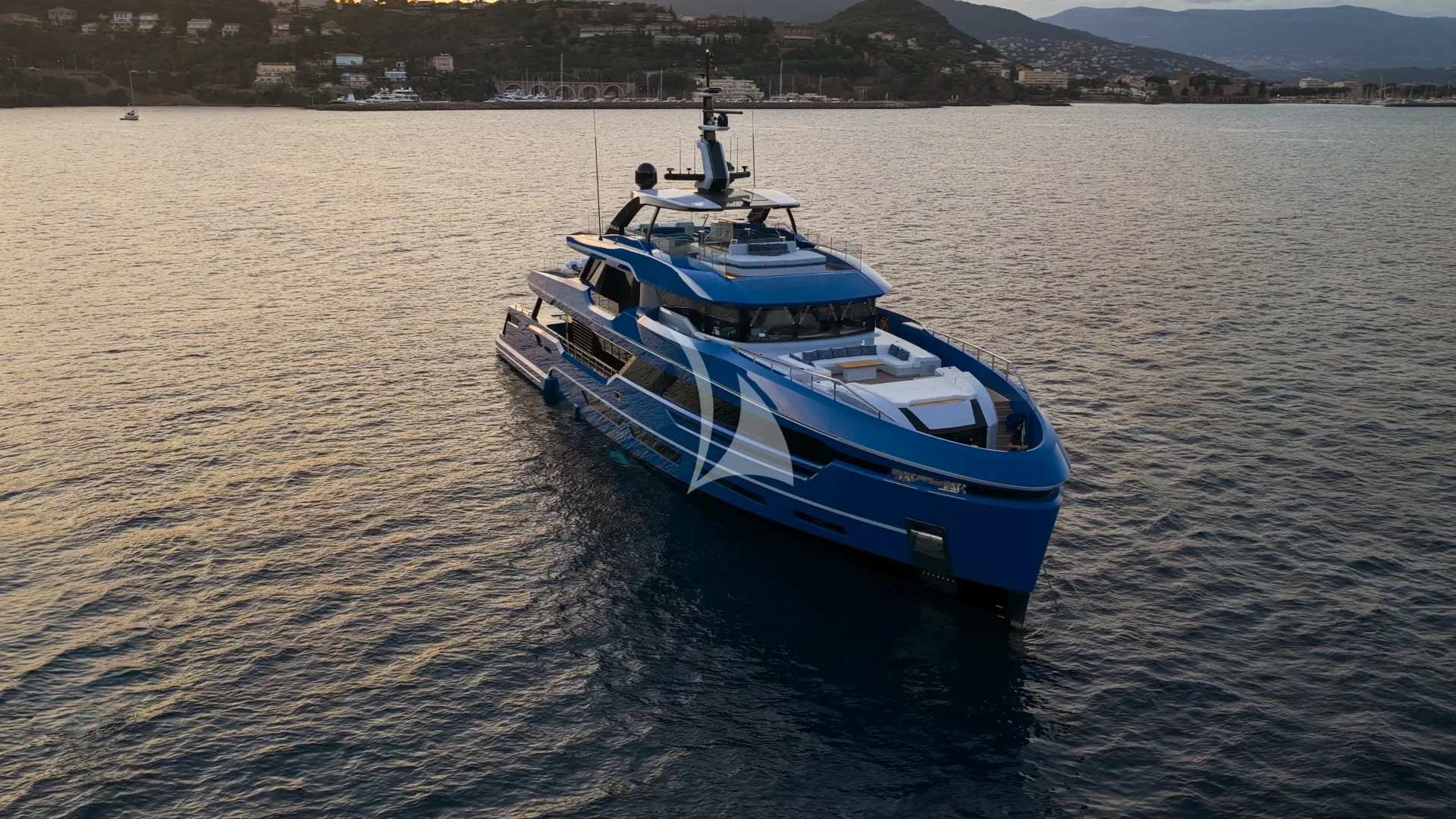 SUI GENERIS Charter Yacht