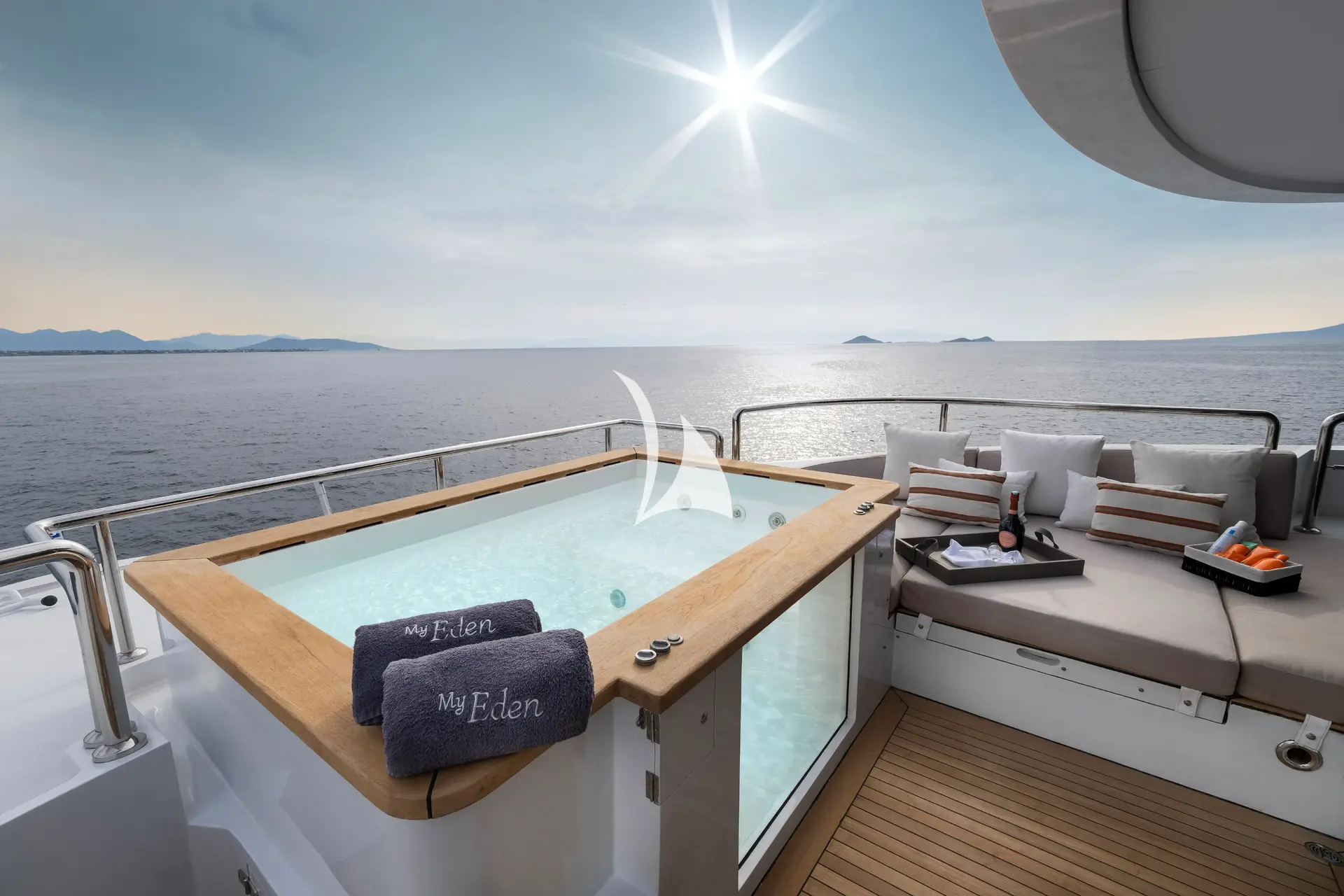 MY EDEN Charter Yacht