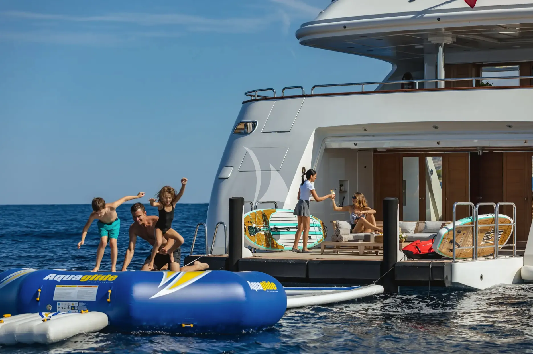 SEANNA Charter Yacht
